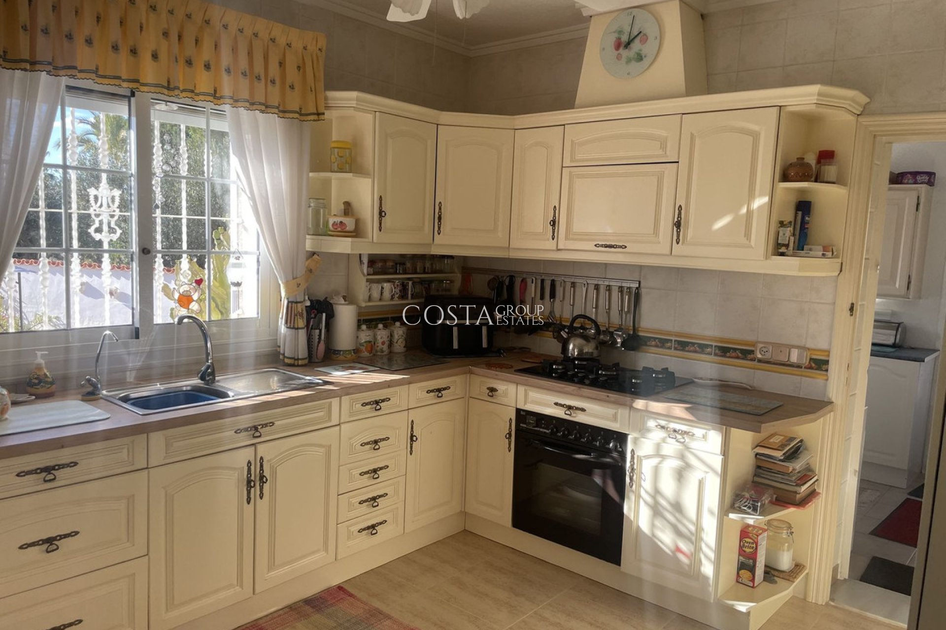 Resale - Villa -
Rojales - Quesada