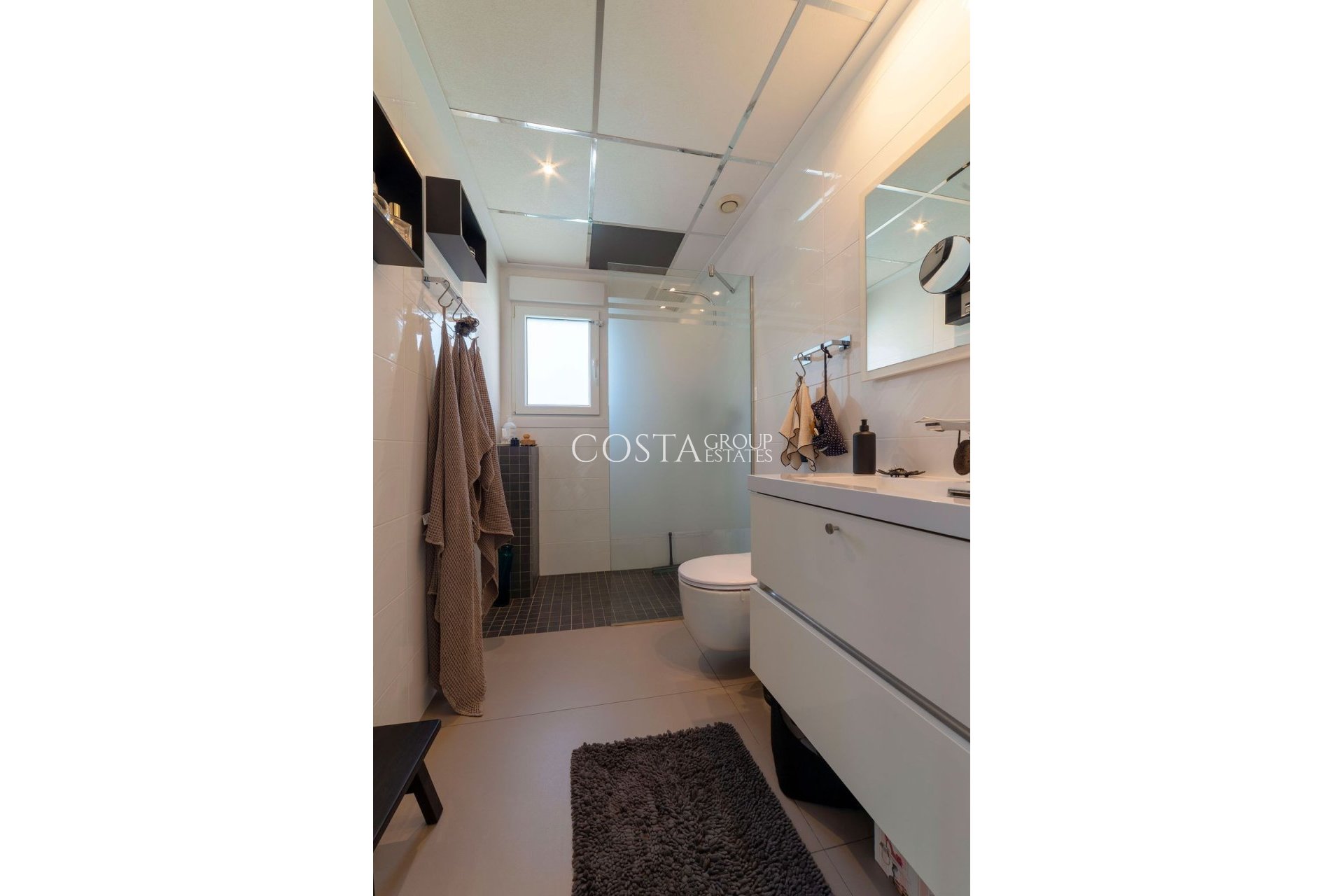 Resale - Villa -
Rojales - Quesada