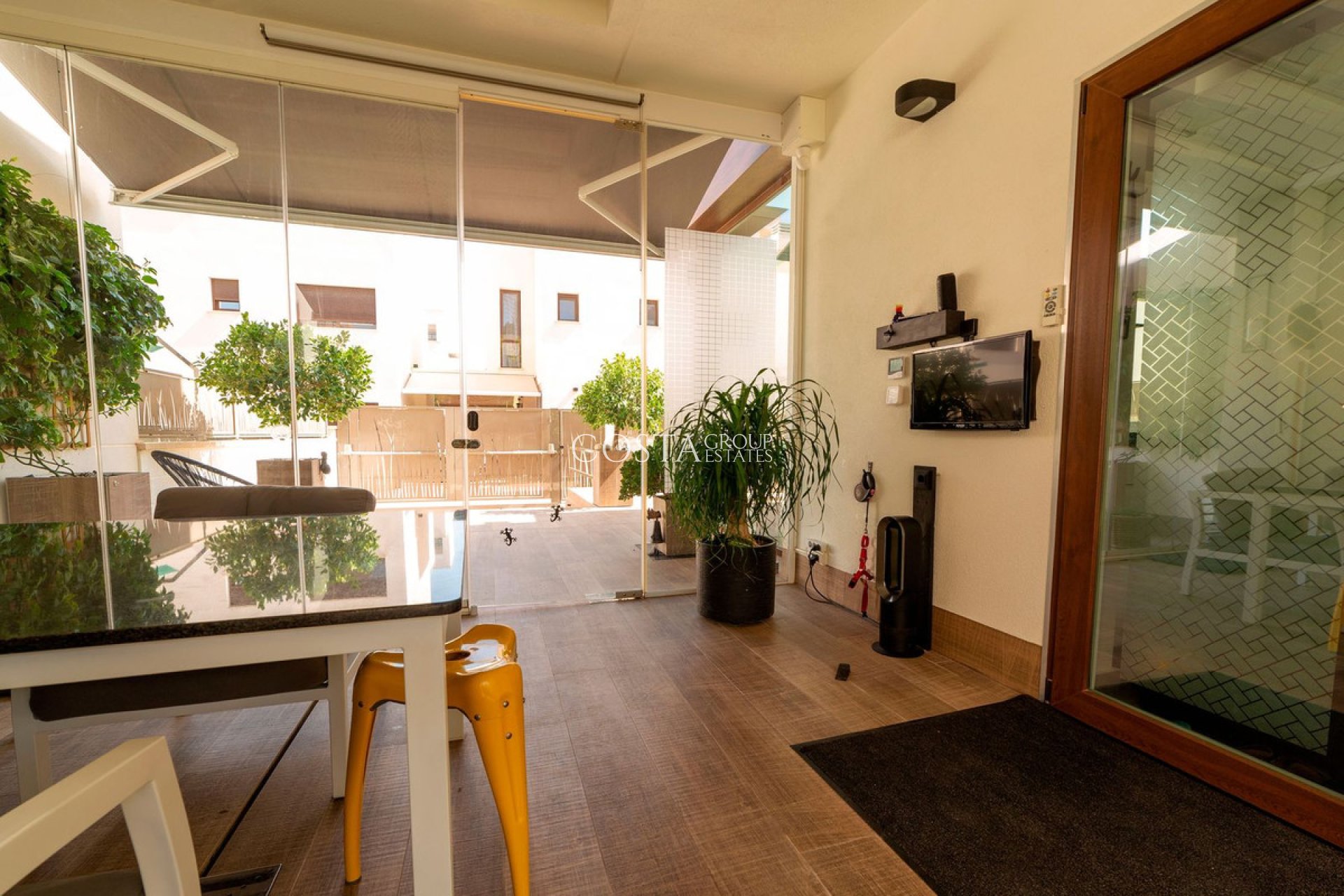 Resale - Villa -
Rojales - Quesada