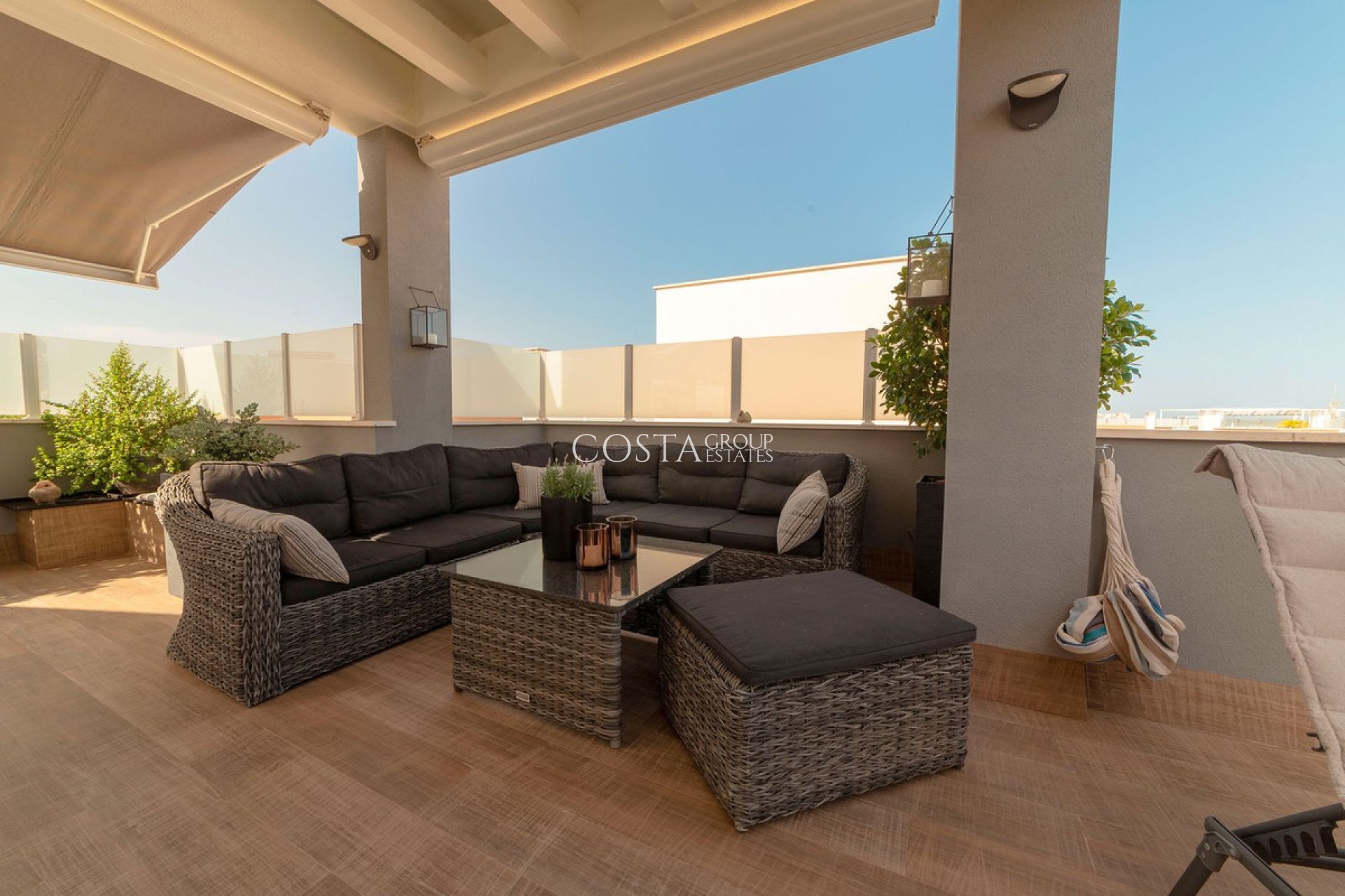 Resale - Villa -
Rojales - Quesada