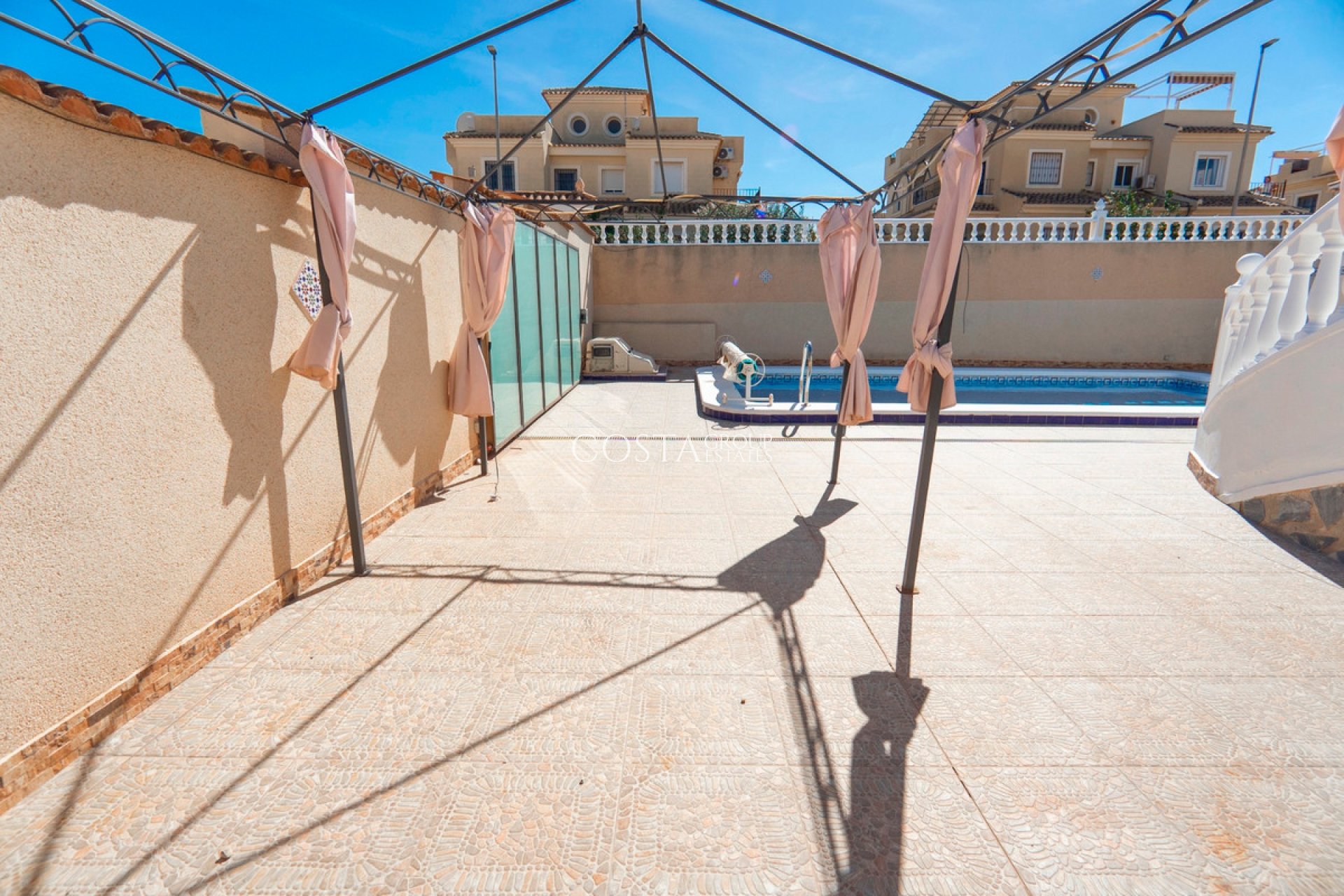 Resale - Villa -
Rojales - Rojales Centro