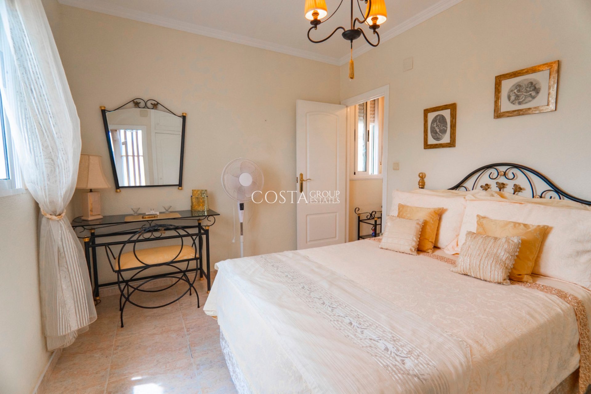 Resale - Villa -
Rojales - Rojales Centro