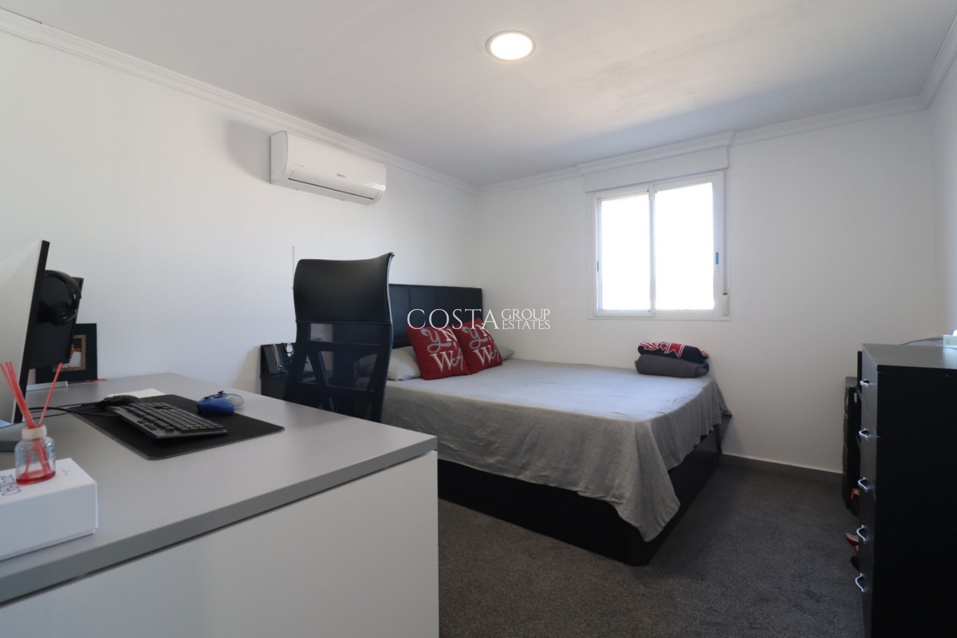 Resale - Villa -
Rojales - Rojales Centro