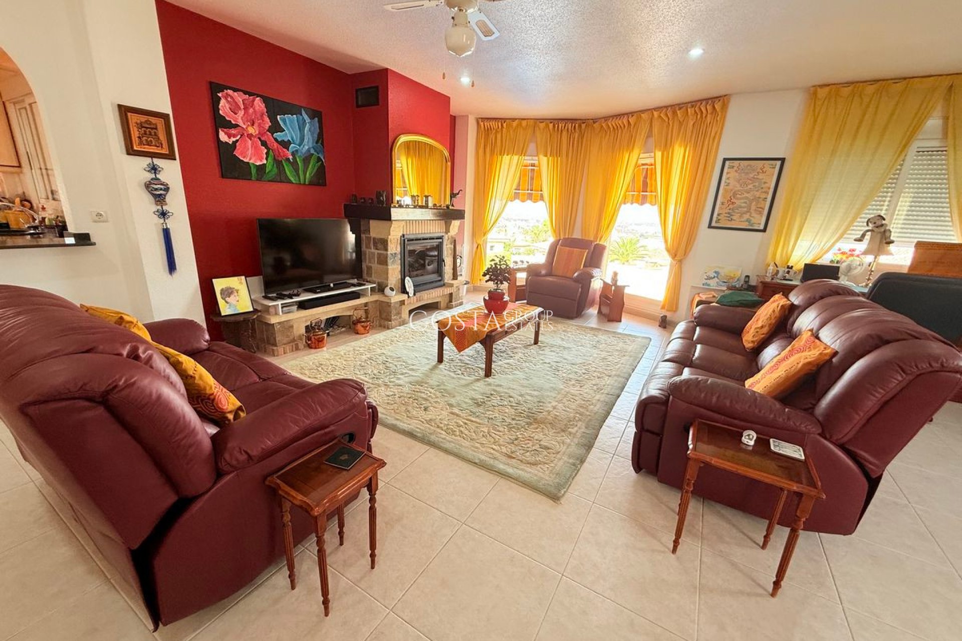 Resale - Villa -
Rojales