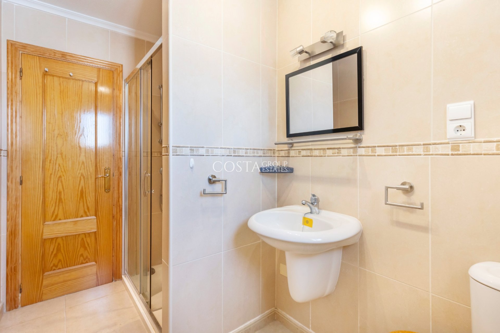 Resale - Villa -
San Fulgencio - La Marina