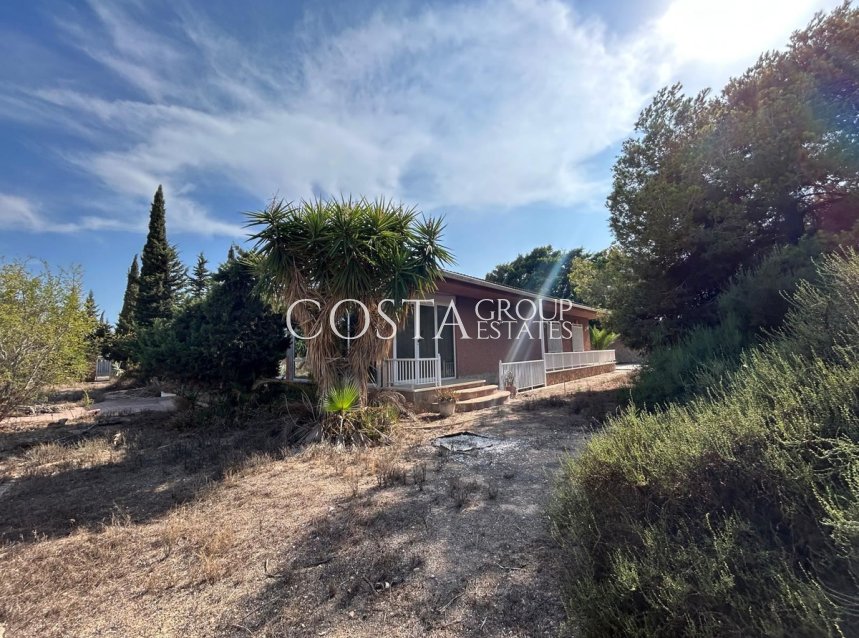 Resale - Villa -
San Fulgencio - La Marina
