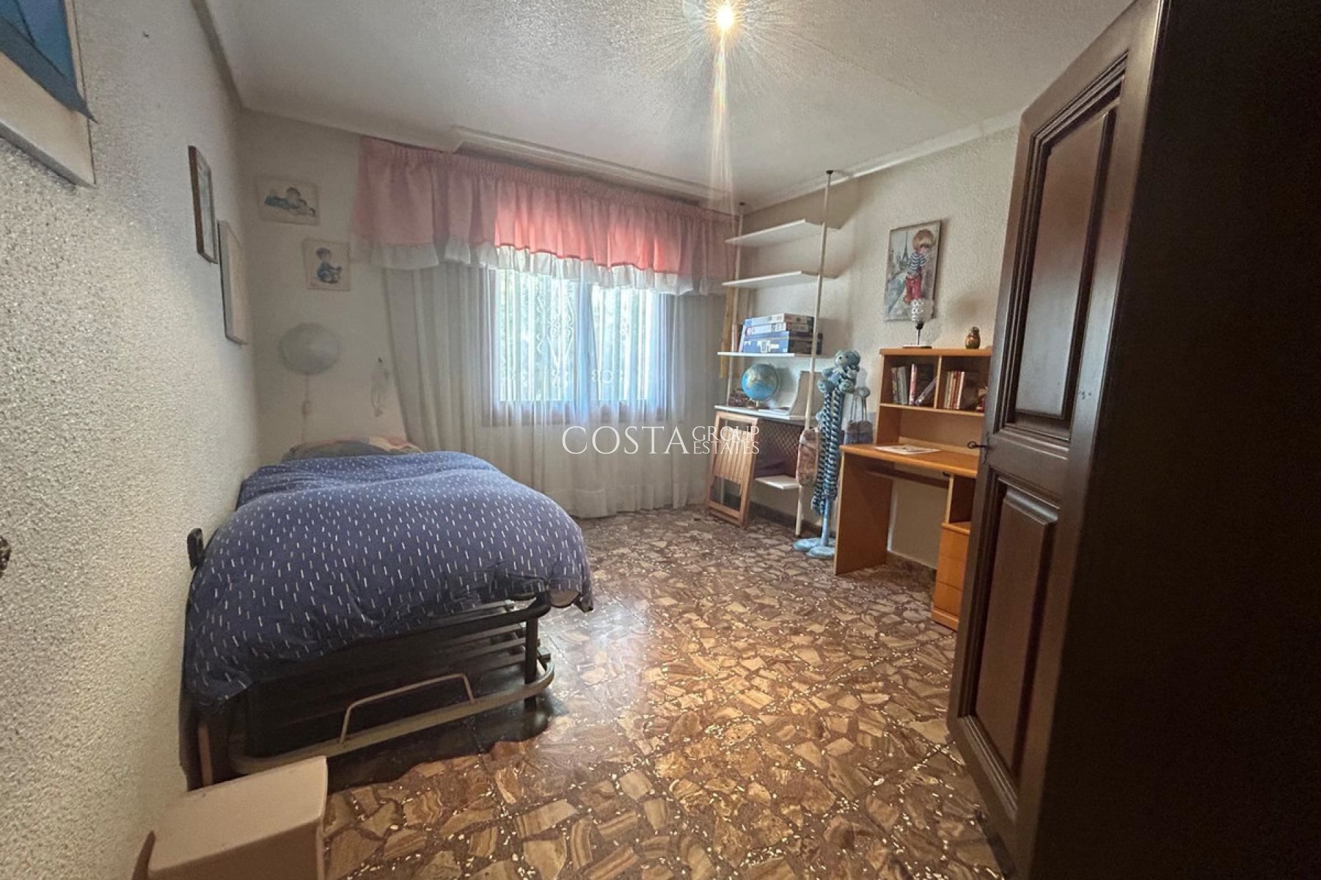 Resale - Villa -
San Fulgencio - La Marina