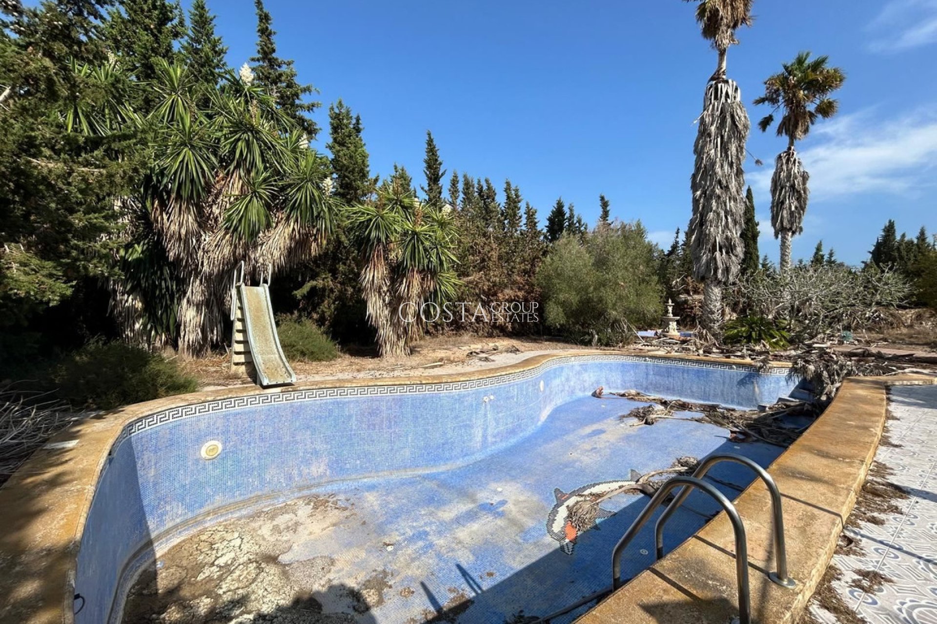 Resale - Villa -
San Fulgencio - La Marina