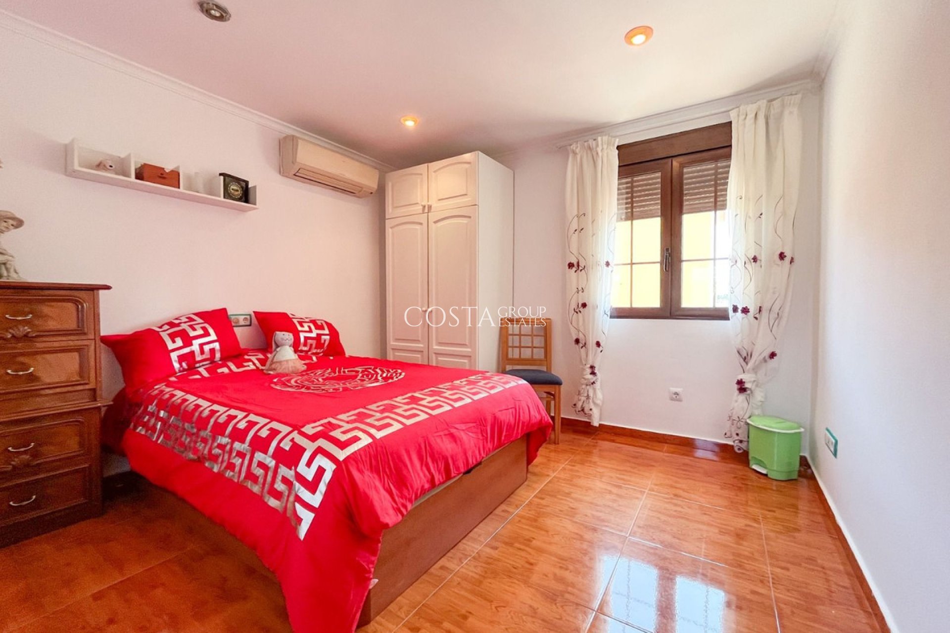 Resale - Villa -
San Fulgencio - La Marina