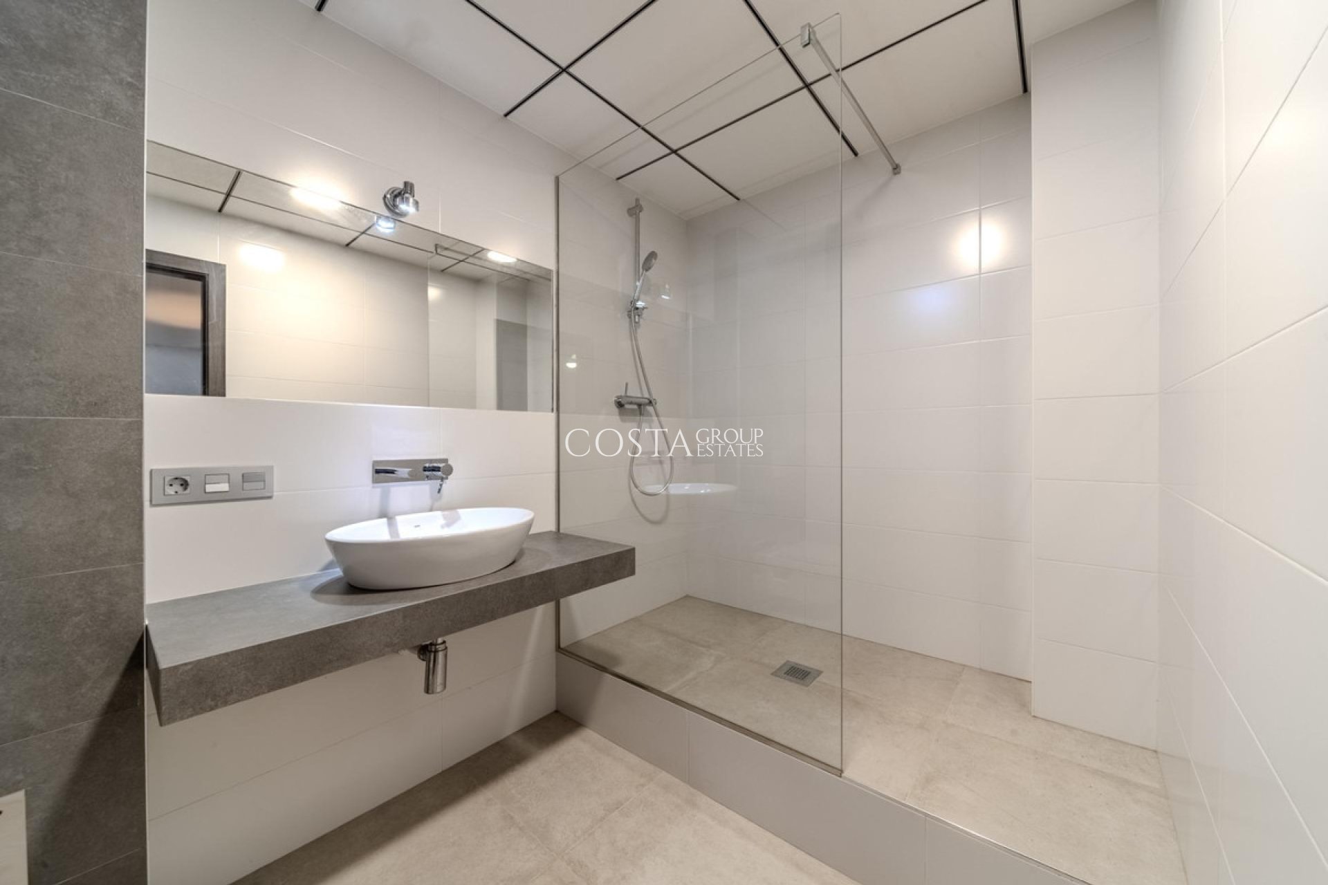 Resale - Villa -
San Fulgencio - La Marina