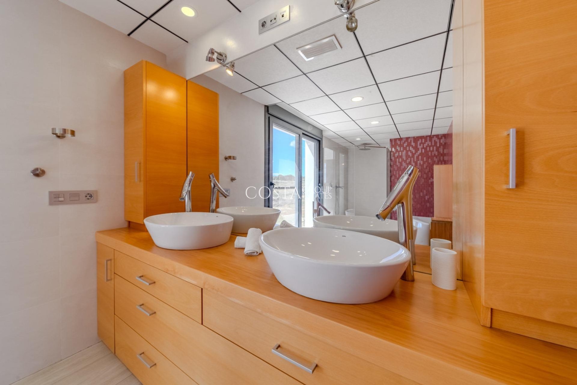 Resale - Villa -
San Fulgencio - La Marina