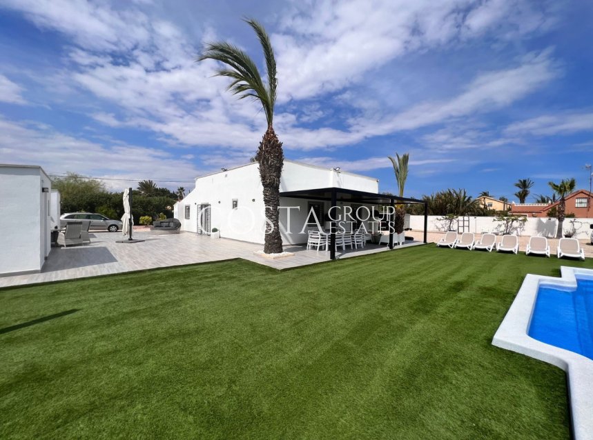 Resale - Villa -
San Fulgencio - La Marina