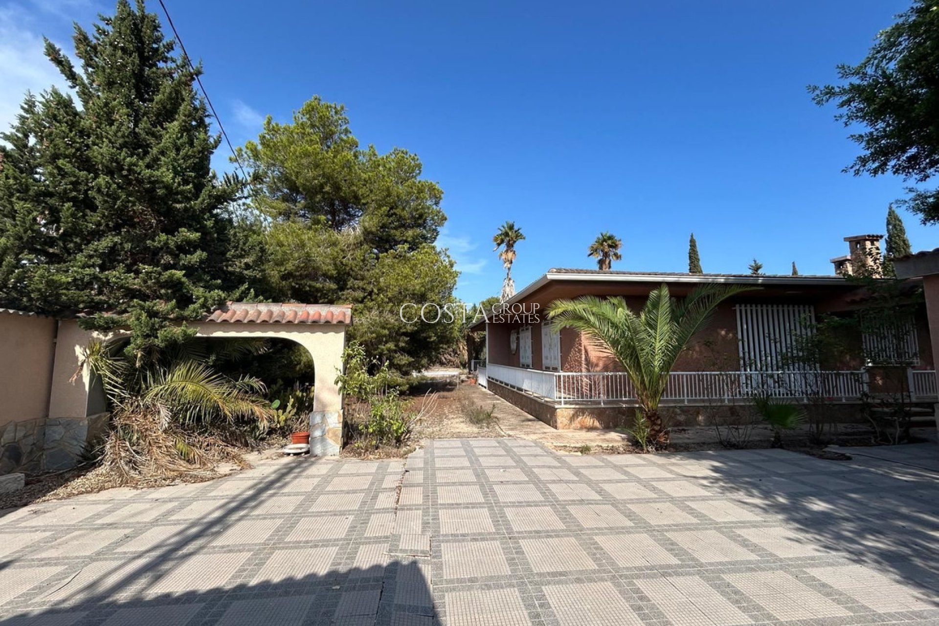 Resale - Villa -
San Fulgencio - La Marina