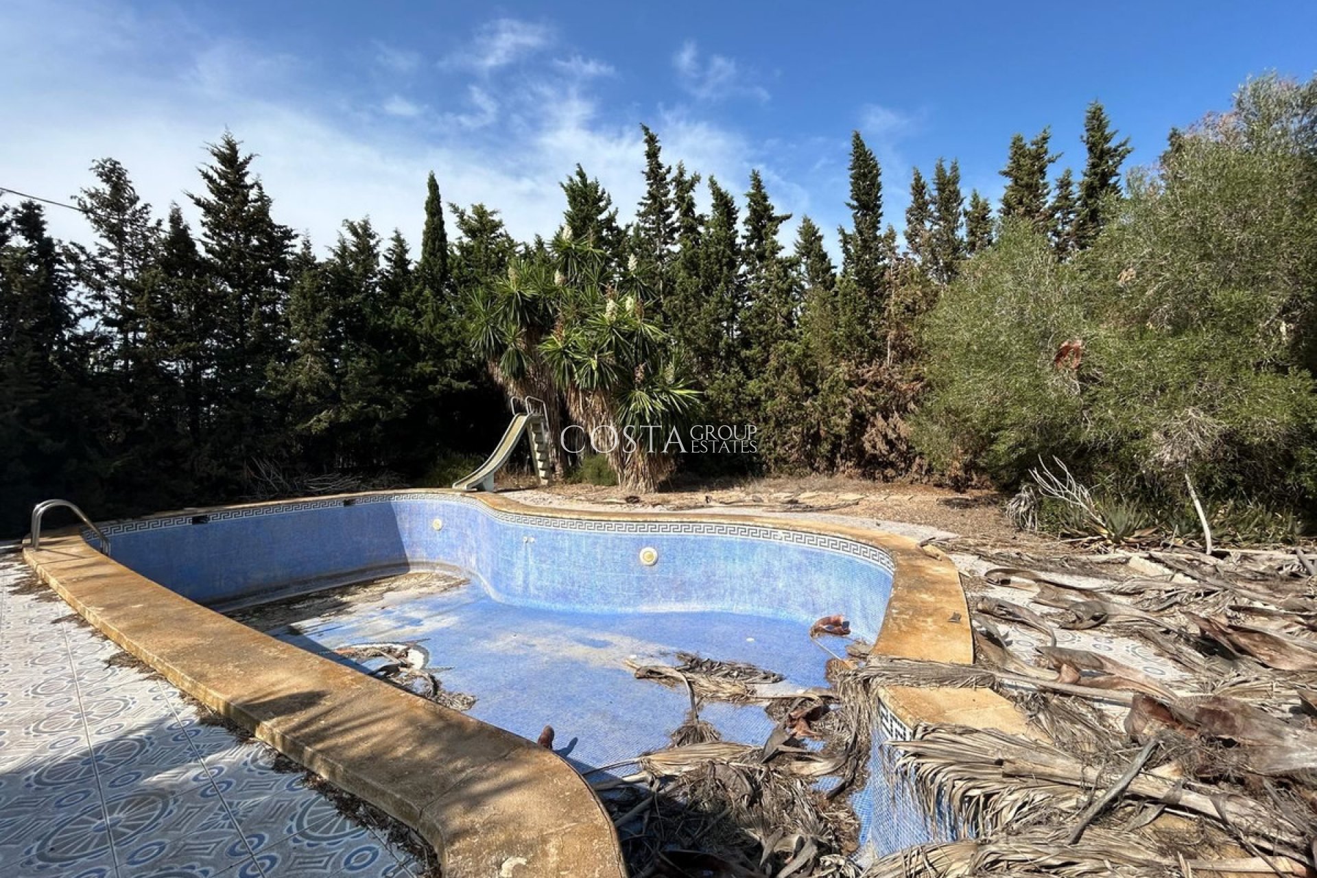 Resale - Villa -
San Fulgencio - La Marina