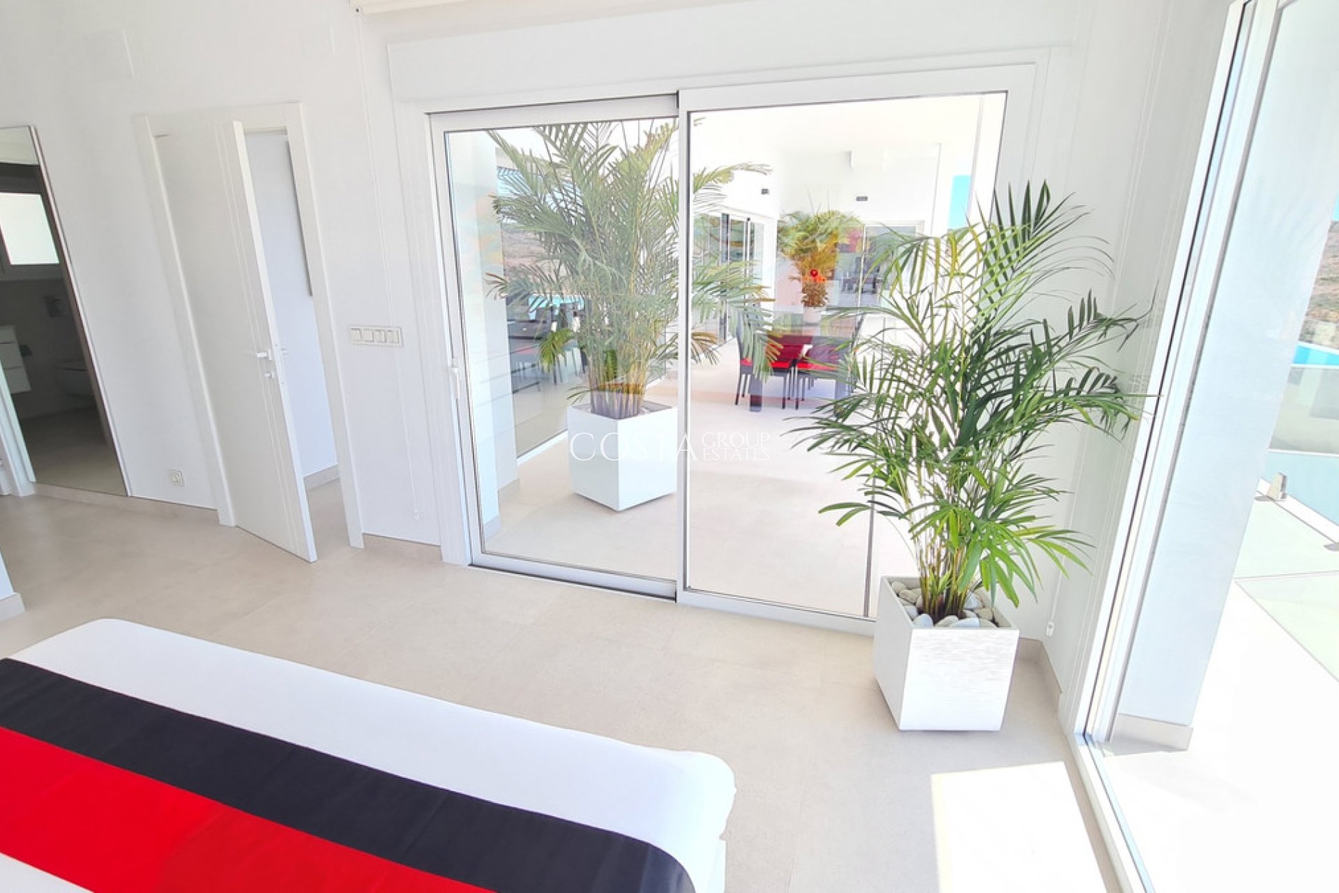 Resale - Villa -
San Fulgencio - La Marina