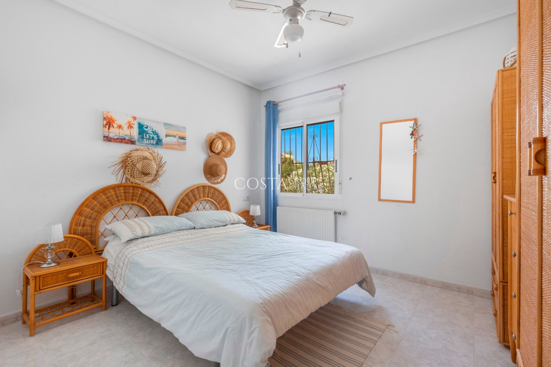 Resale - Villa -
San Fulgencio - La Marina