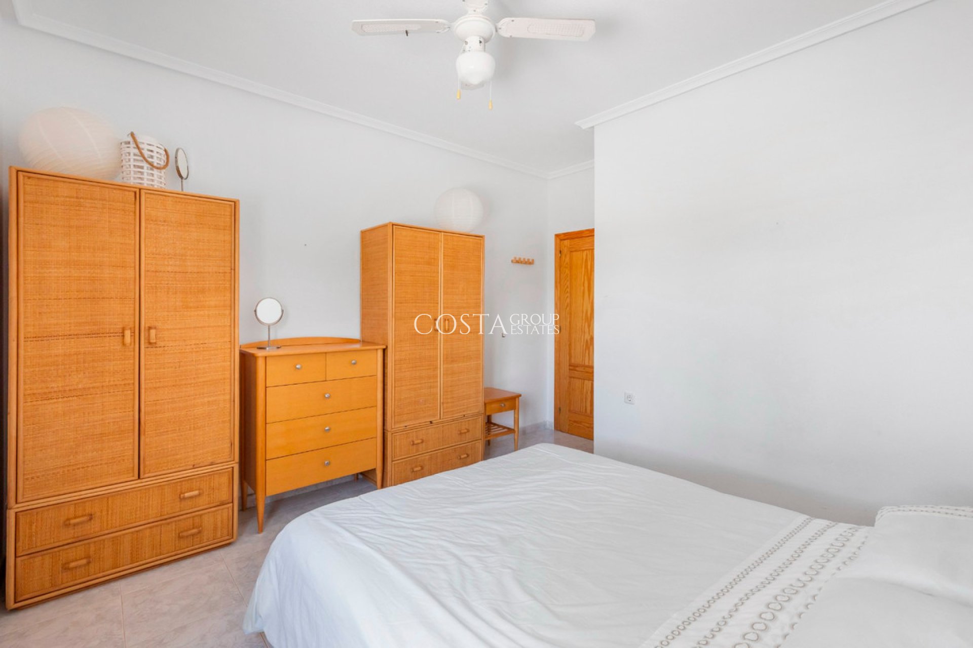 Resale - Villa -
San Fulgencio - La Marina