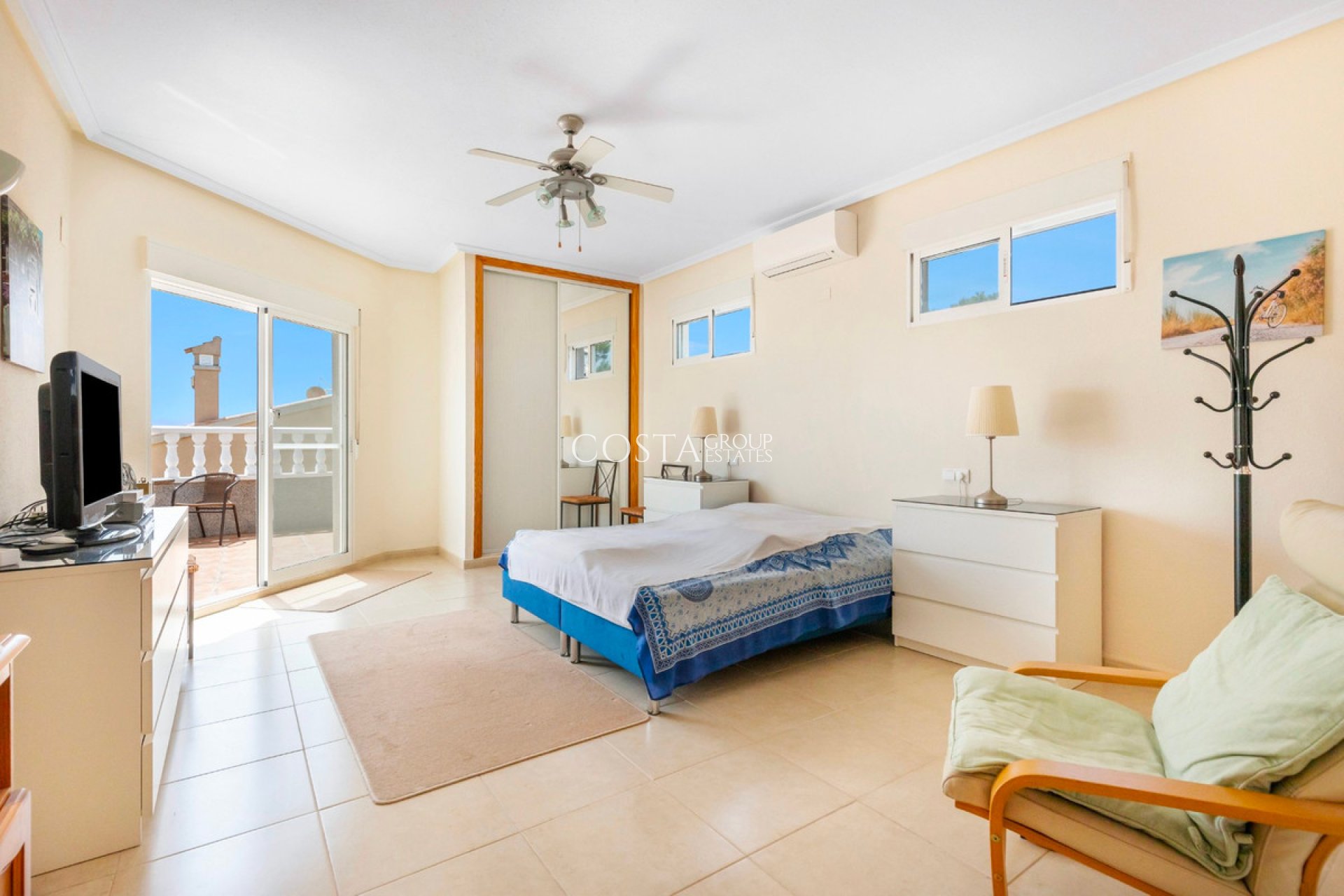 Resale - Villa -
San Fulgencio - La Marina