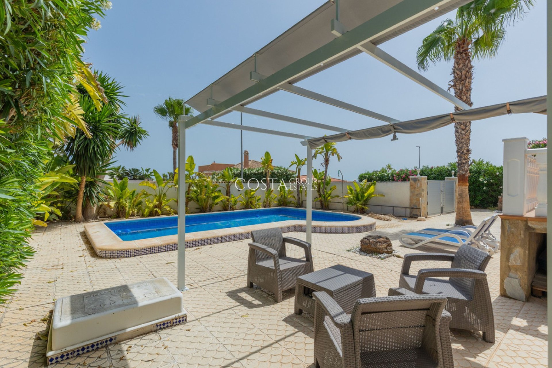 Resale - Villa -
San Fulgencio - La Marina