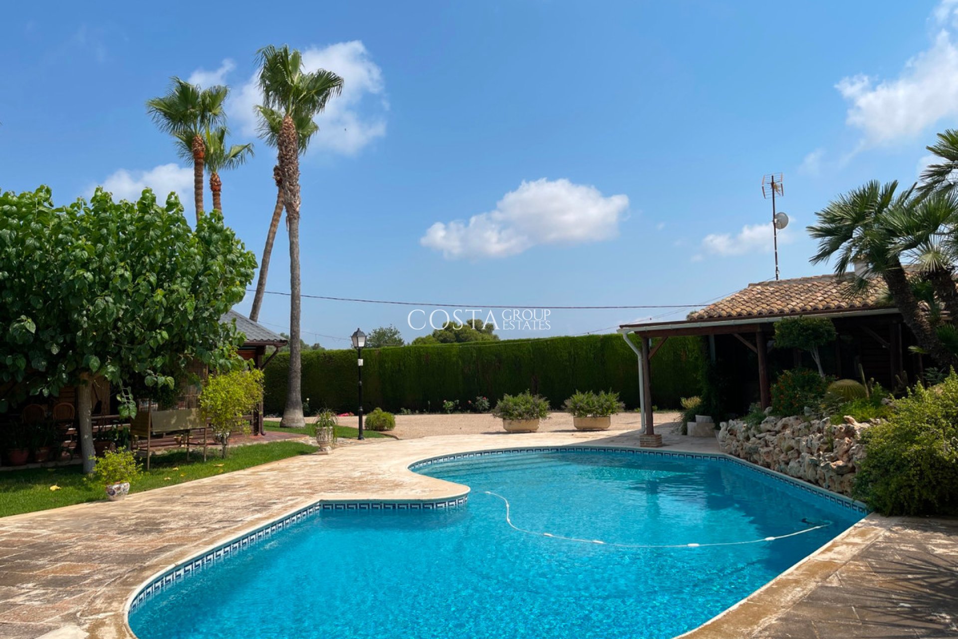 Resale - Villa -
San Fulgencio - La Marina