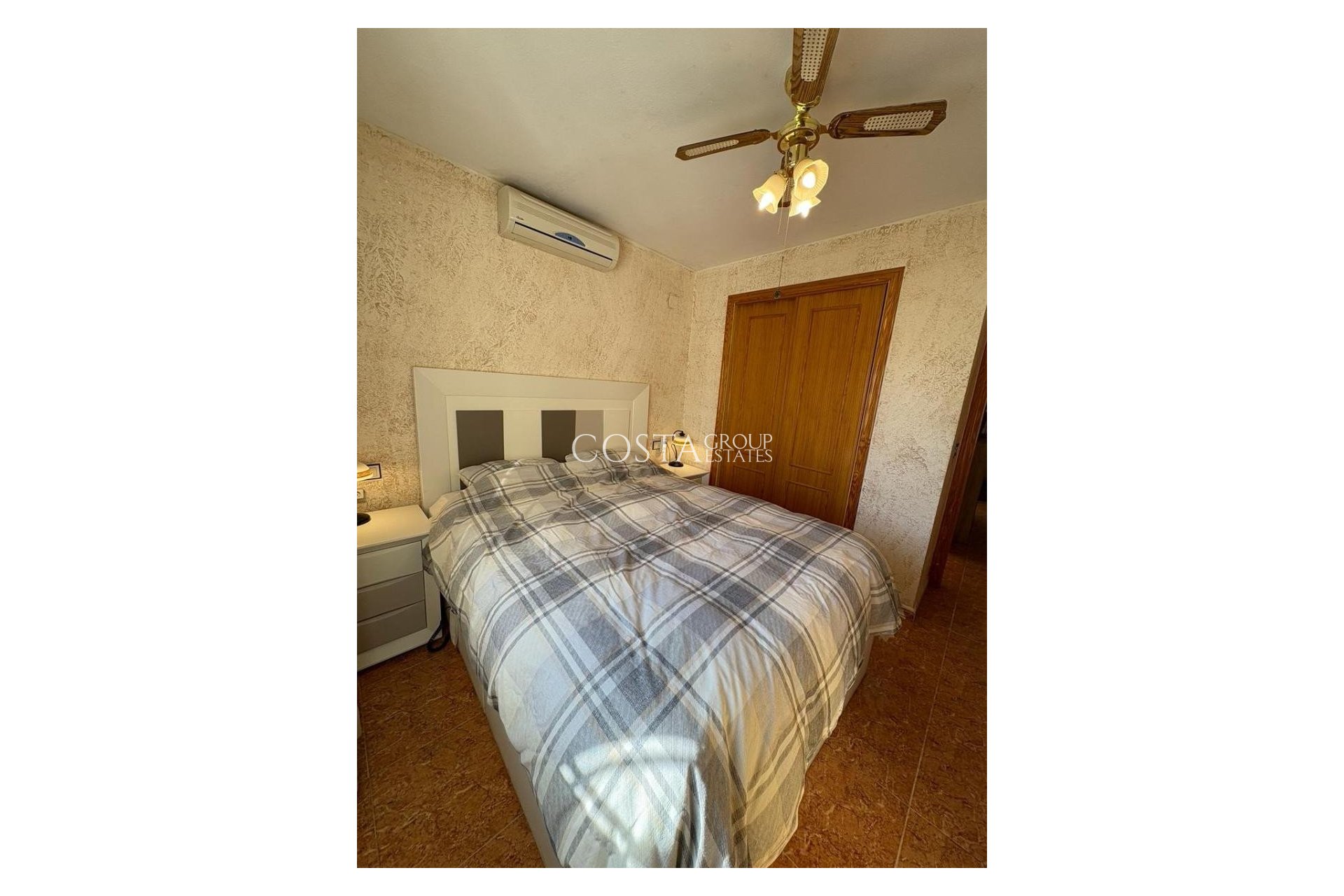 Resale - Villa -
San Fulgencio - San Fulgencio Centro