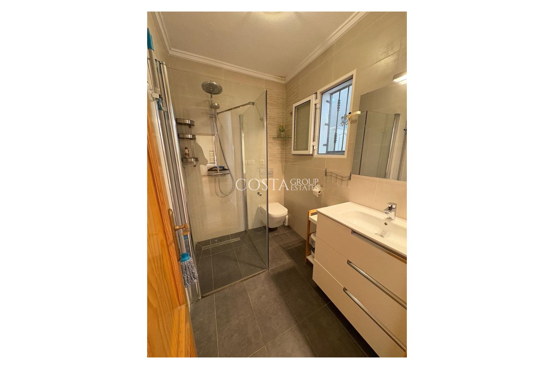 Resale - Villa -
San Fulgencio - San Fulgencio Centro