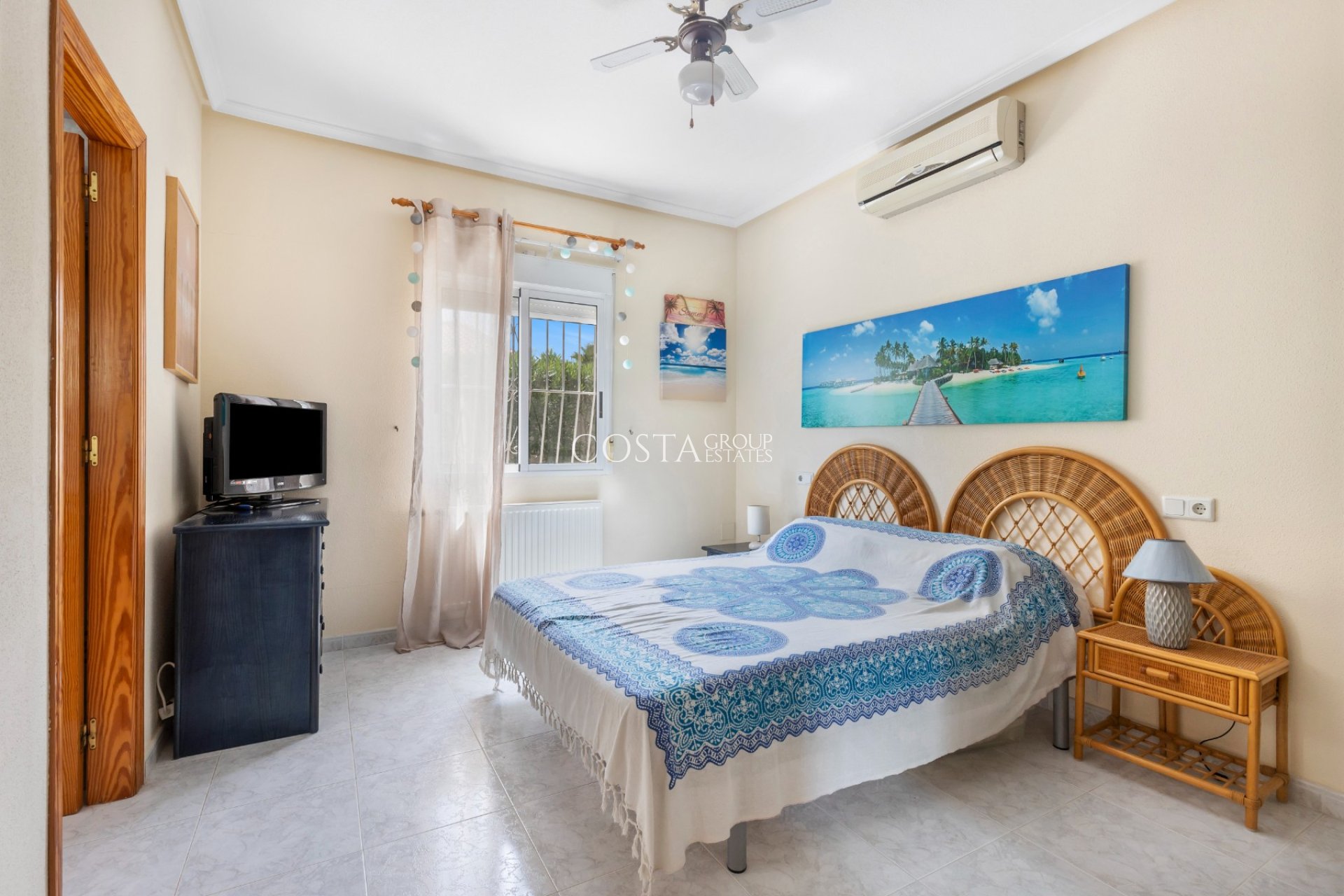 Resale - Villa -
San Fulgencio