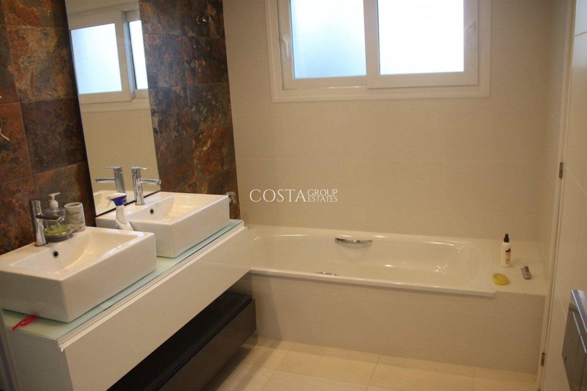 Resale - Villa -
San Javier - La Manga Del Mar Menor