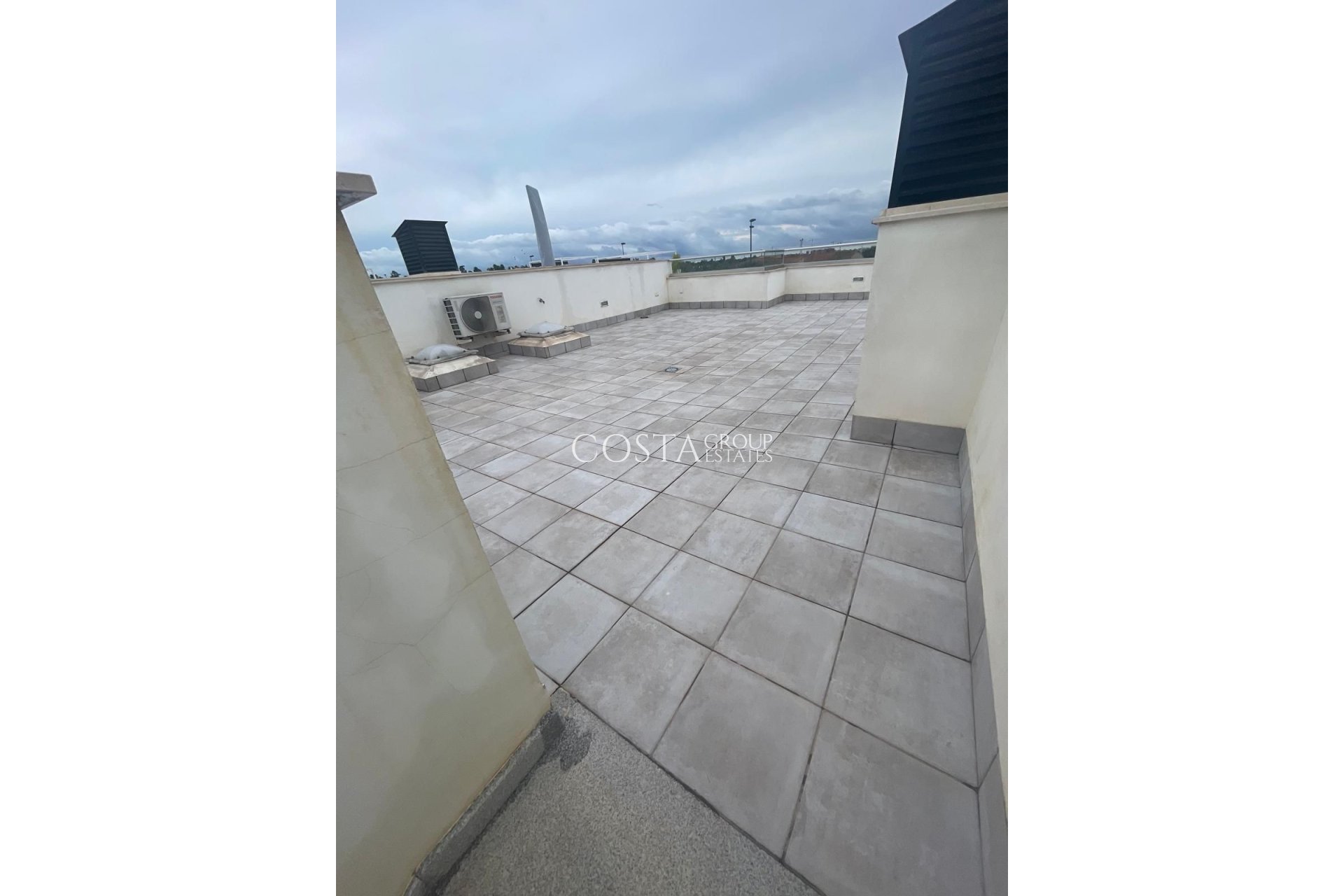 Resale - Villa -
San Javier - Roda