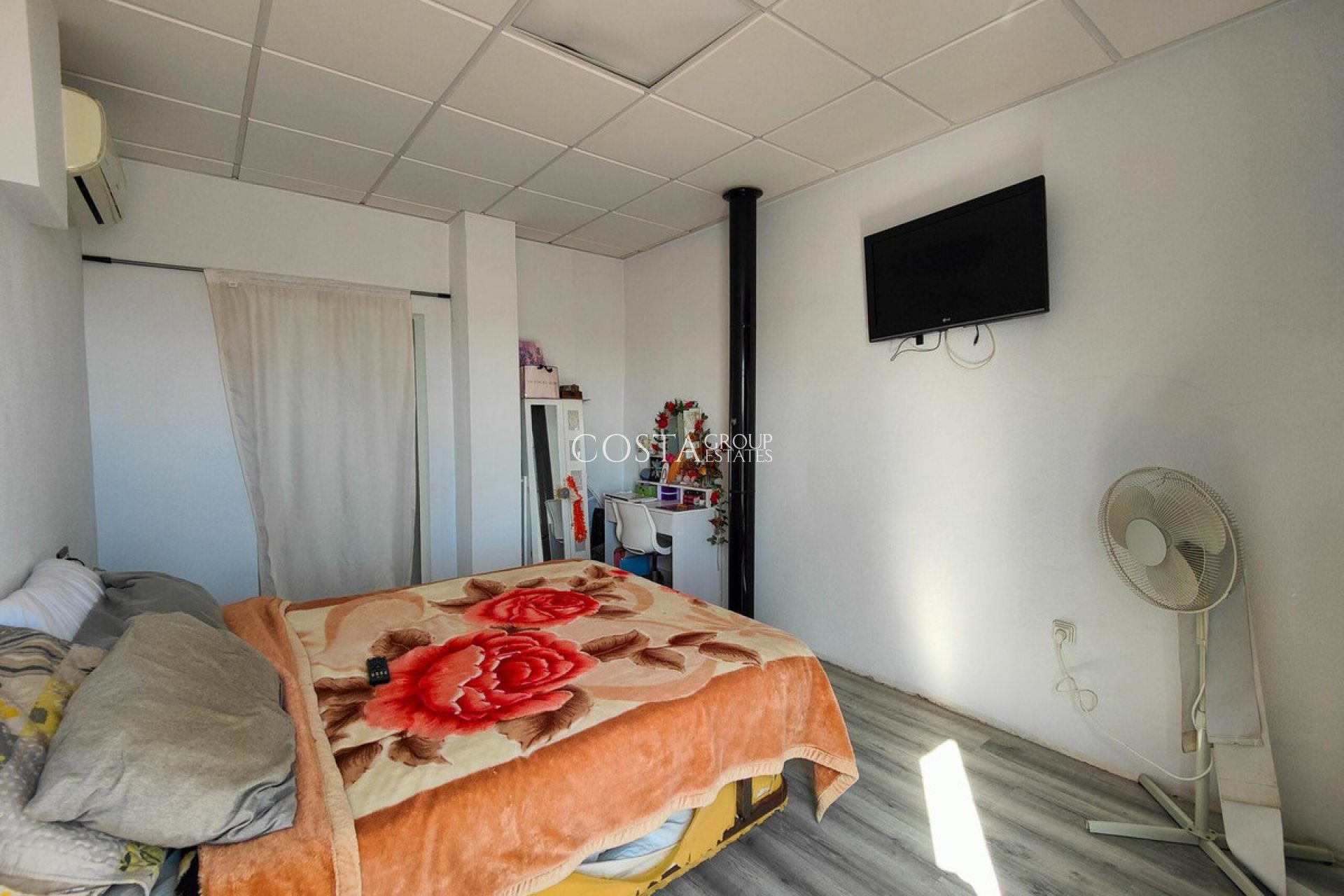 Resale - Villa -
San Miguel de Salinas - San Miguel de Salinas Centro