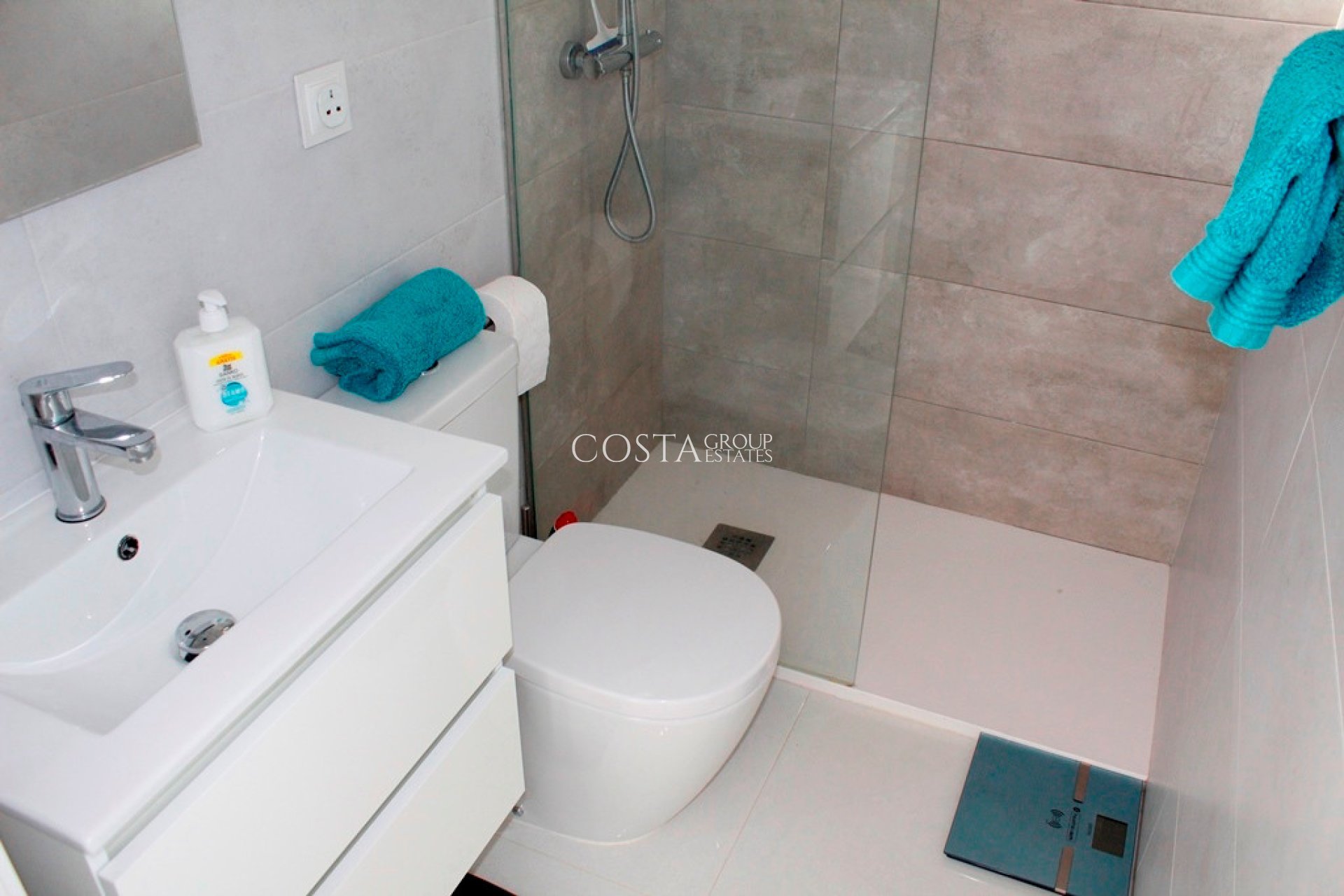 Resale - Villa -
San Miguel de Salinas - San Miguel de Salinas Centro