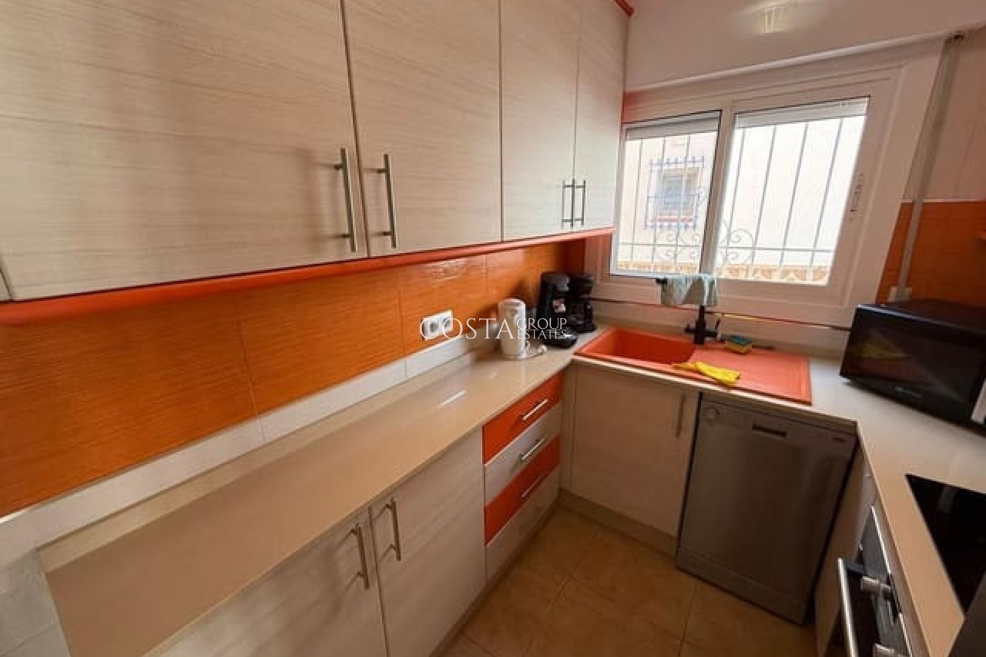 Resale - Villa -
San Miguel de Salinas - San Miguel de Salinas Centro