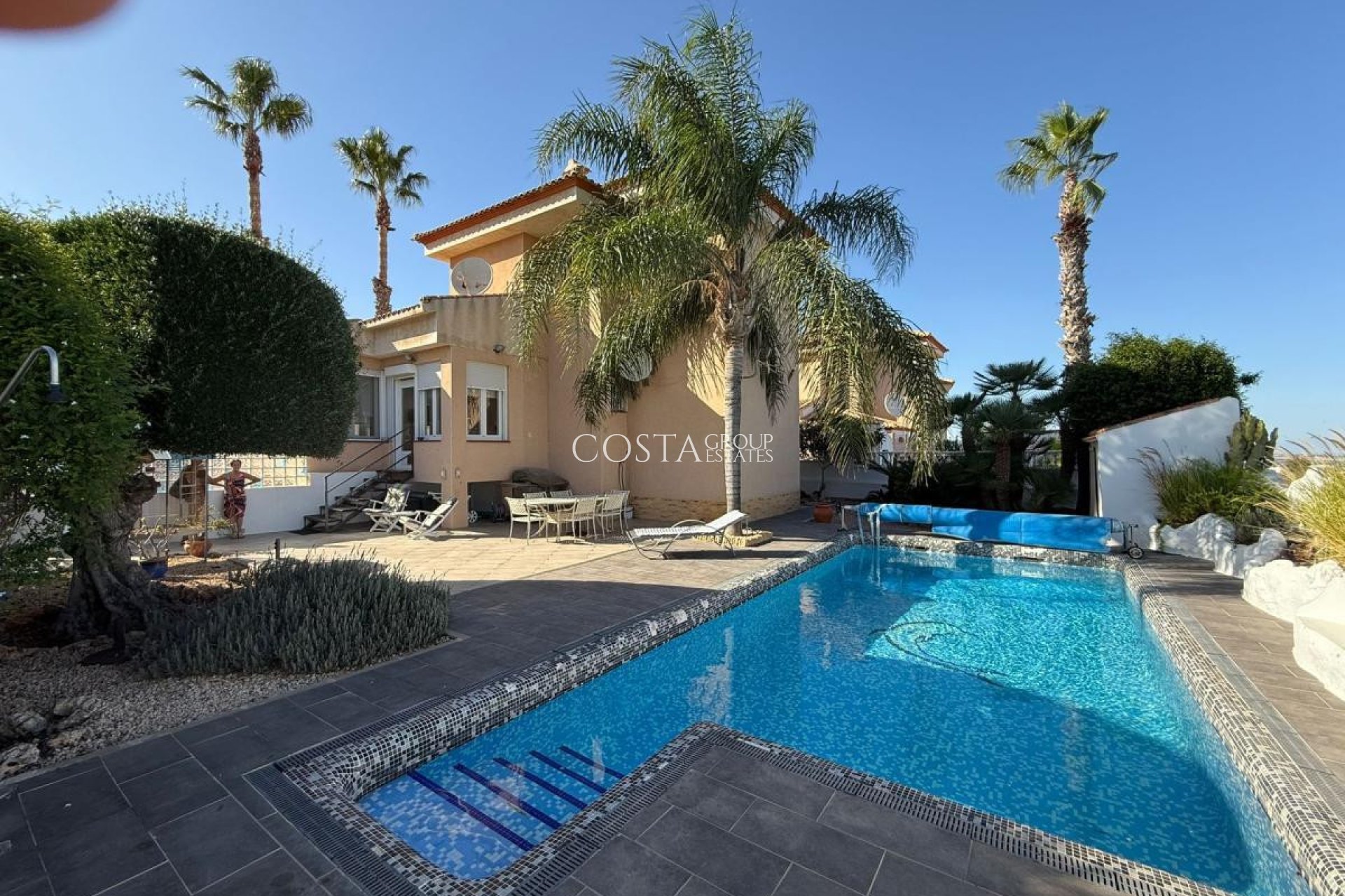 Resale - Villa -
San Miguel de Salinas - San Miguel de Salinas Centro