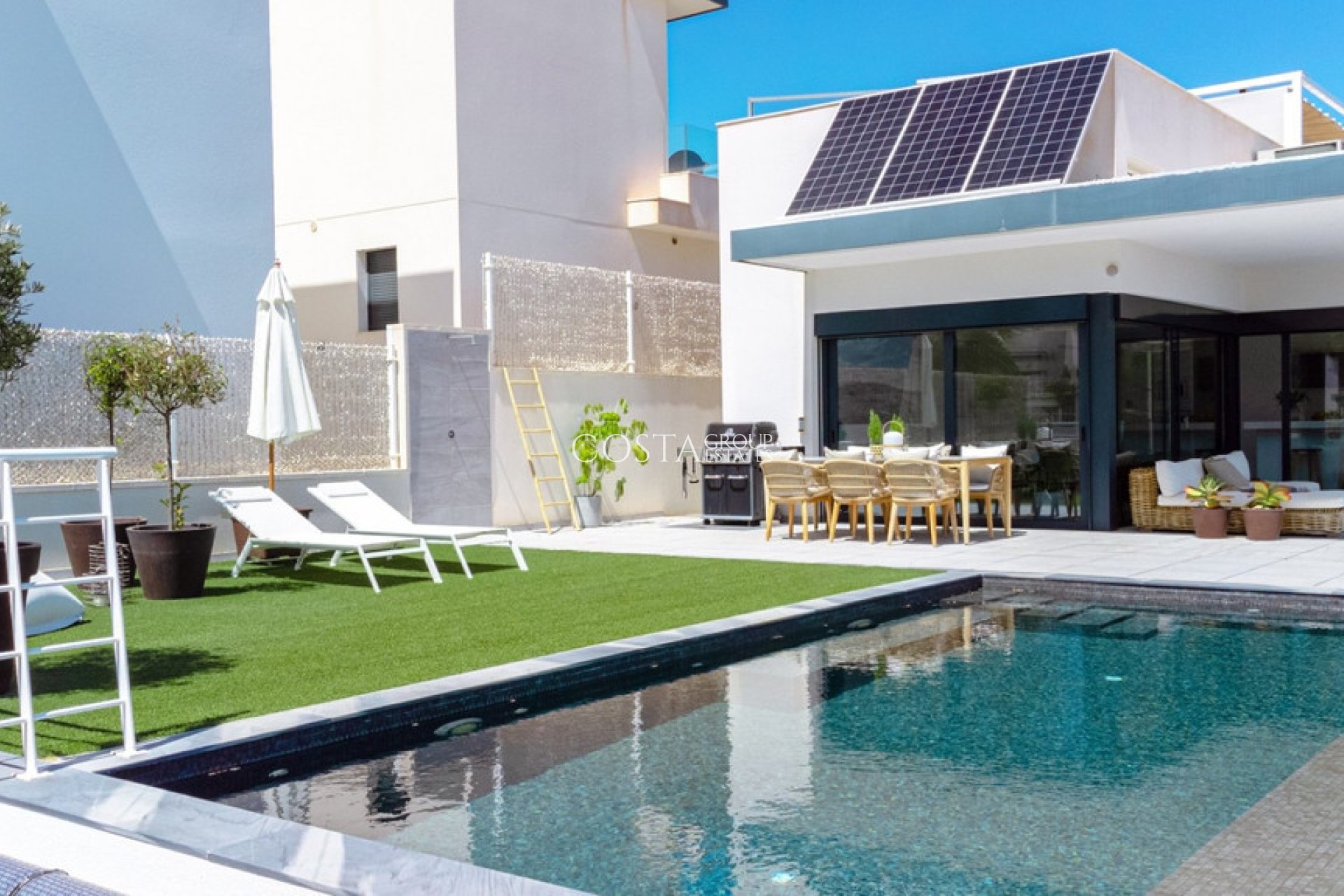 Resale - Villa -
San Miguel de Salinas - San Miguel de Salinas Centro