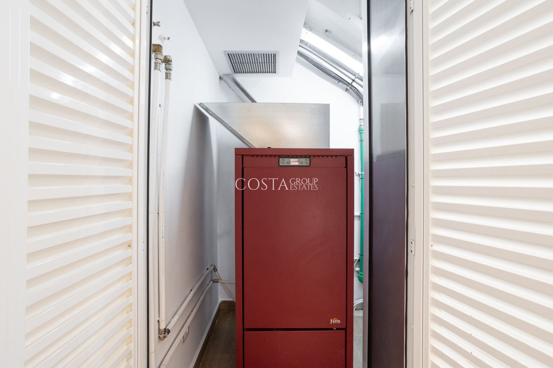 Resale - Villa -
San Miguel de Salinas - San Miguel de Salinas Centro