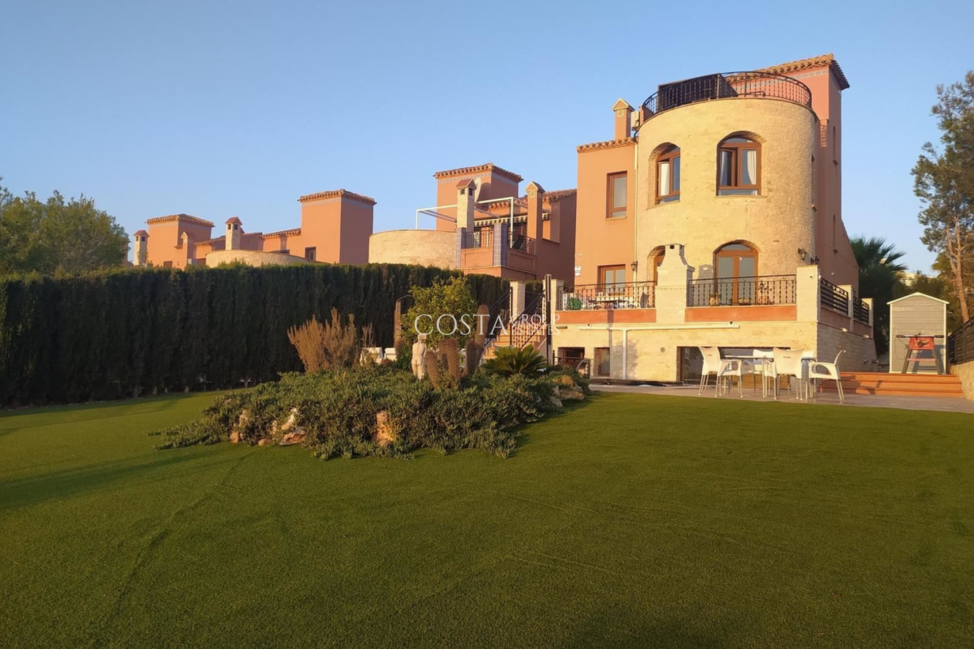 Resale - Villa -
San Miguel de Salinas - San Miguel de Salinas Centro