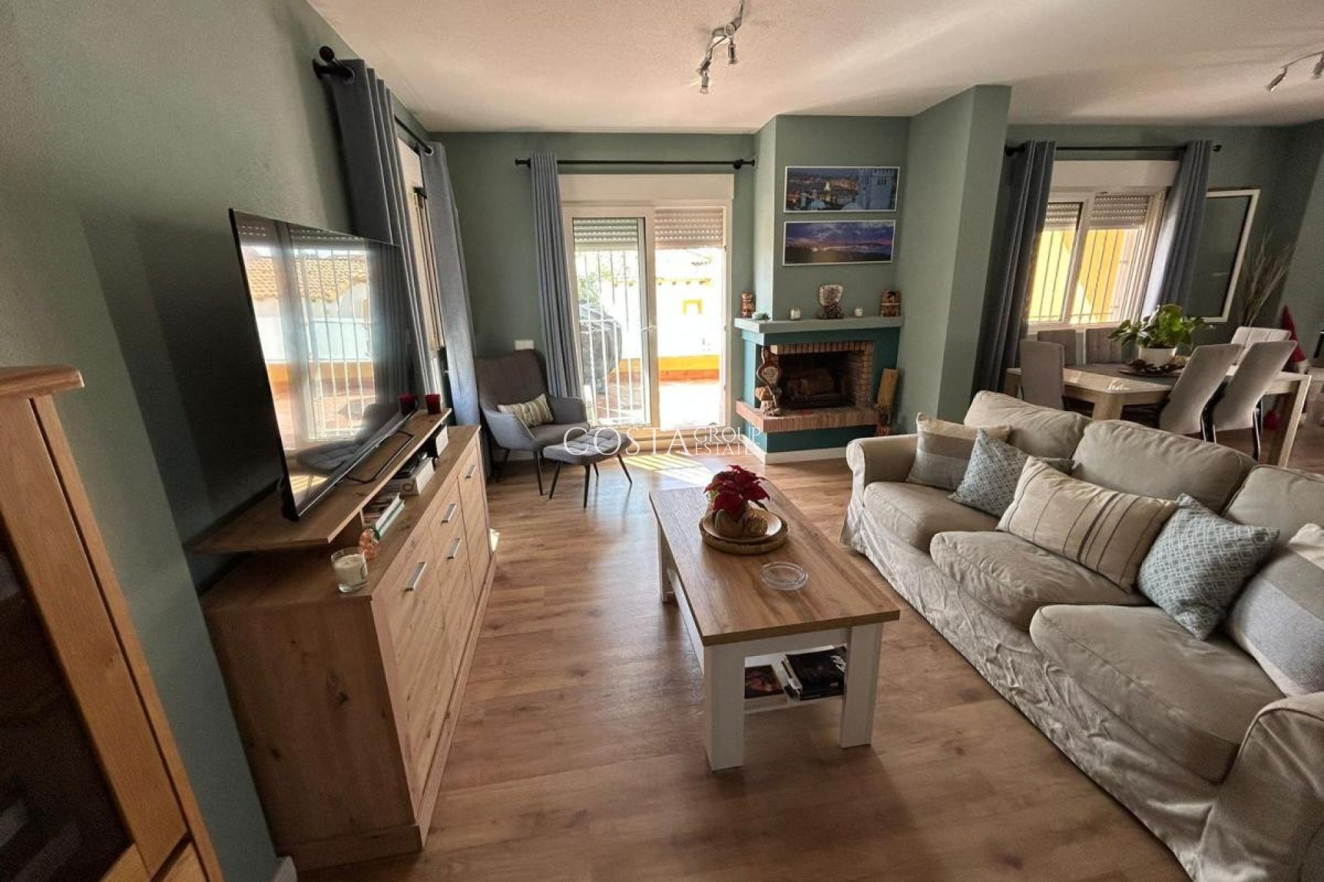 Resale - Villa -
San Miguel de Salinas - San Miguel de Salinas Centro