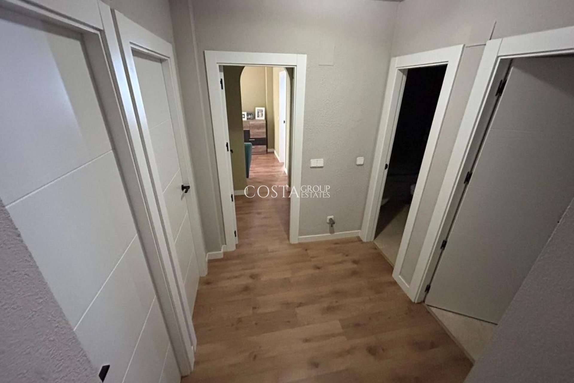 Resale - Villa -
San Miguel de Salinas - San Miguel de Salinas Centro