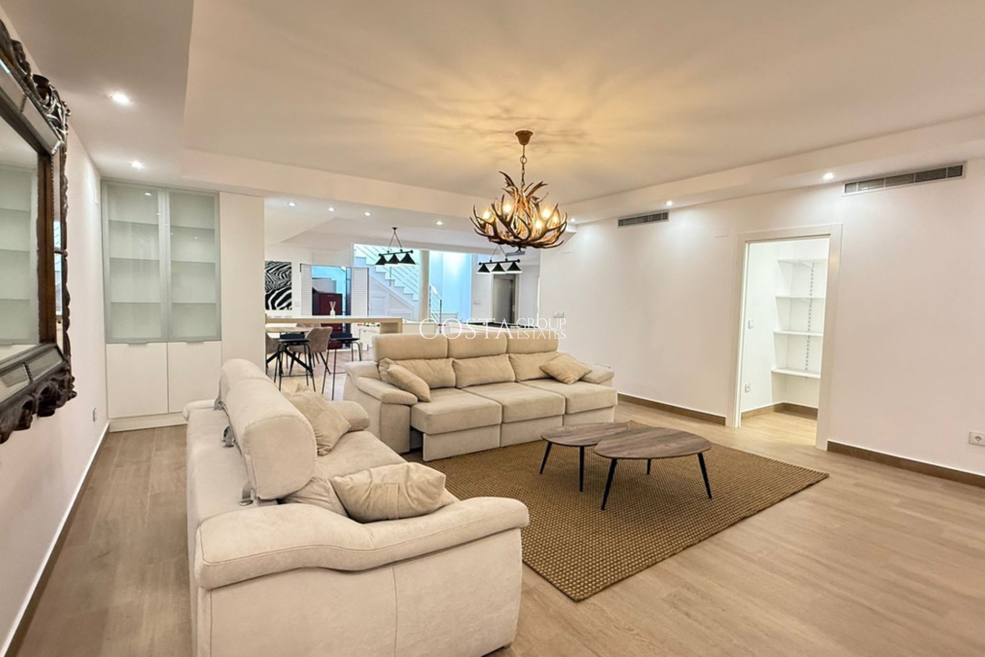 Resale - Villa -
San Miguel de Salinas - San Miguel de Salinas Centro