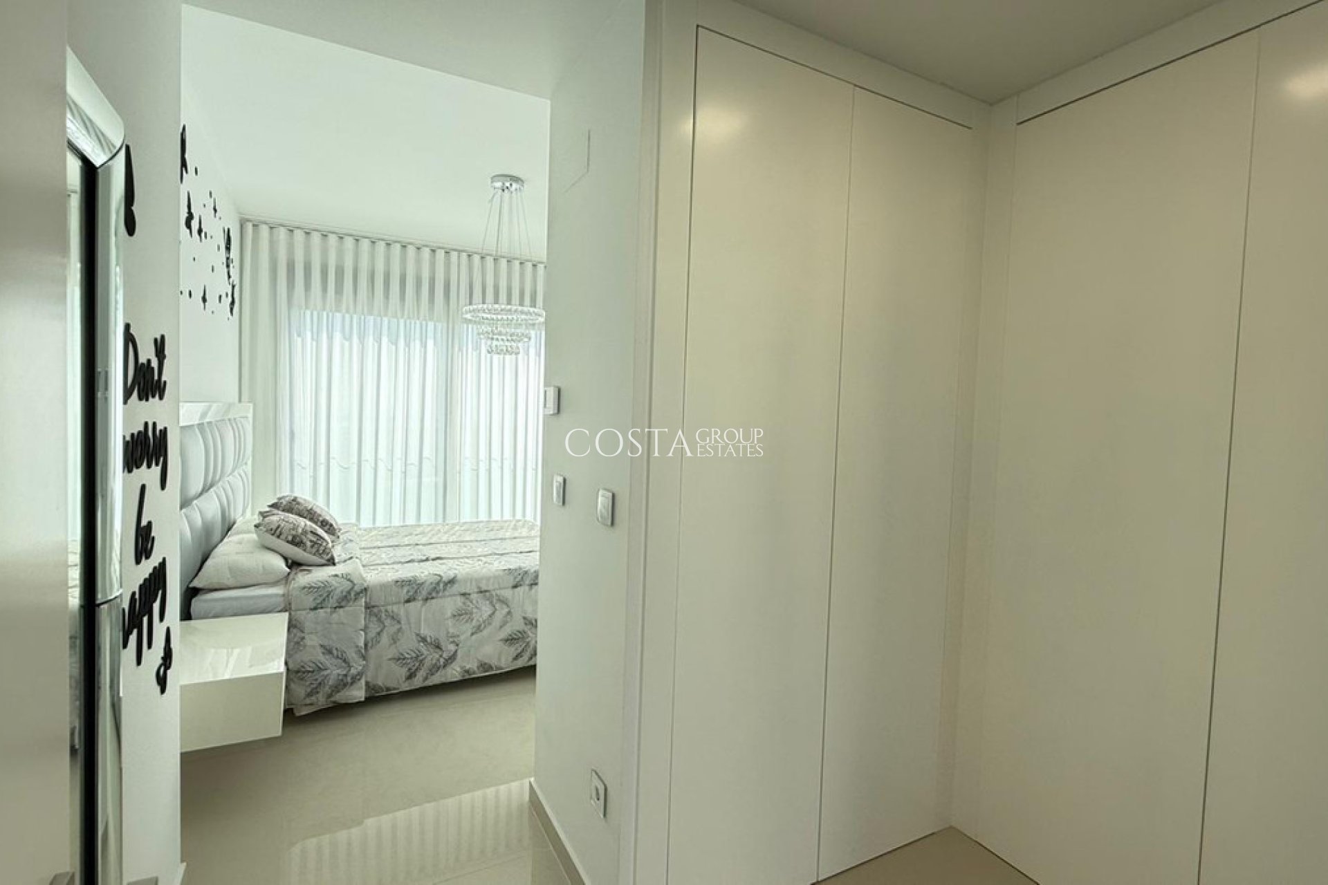 Resale - Villa -
San Miguel de Salinas - San Miguel de Salinas Centro