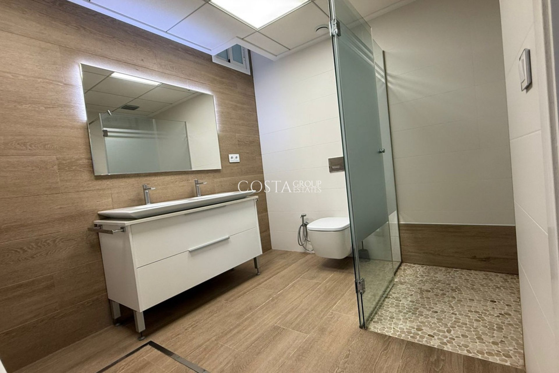 Resale - Villa -
San Miguel de Salinas - San Miguel de Salinas Centro