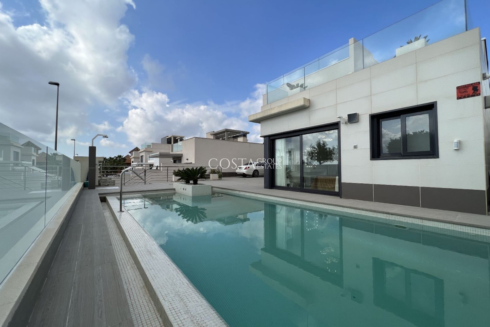 Resale - Villa -
San Miguel de Salinas - San Miguel de Salinas Centro