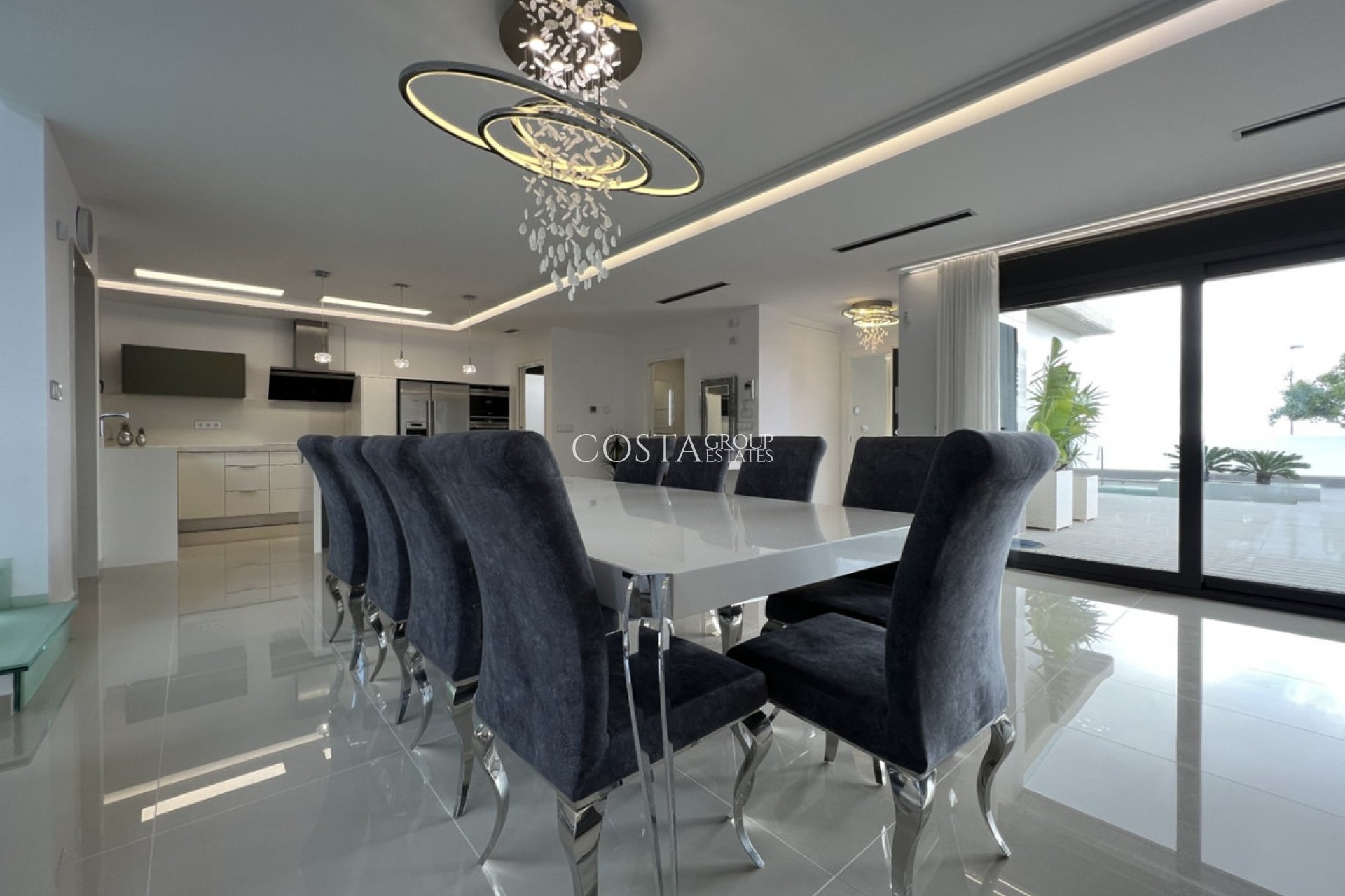 Resale - Villa -
San Miguel de Salinas - San Miguel de Salinas Centro