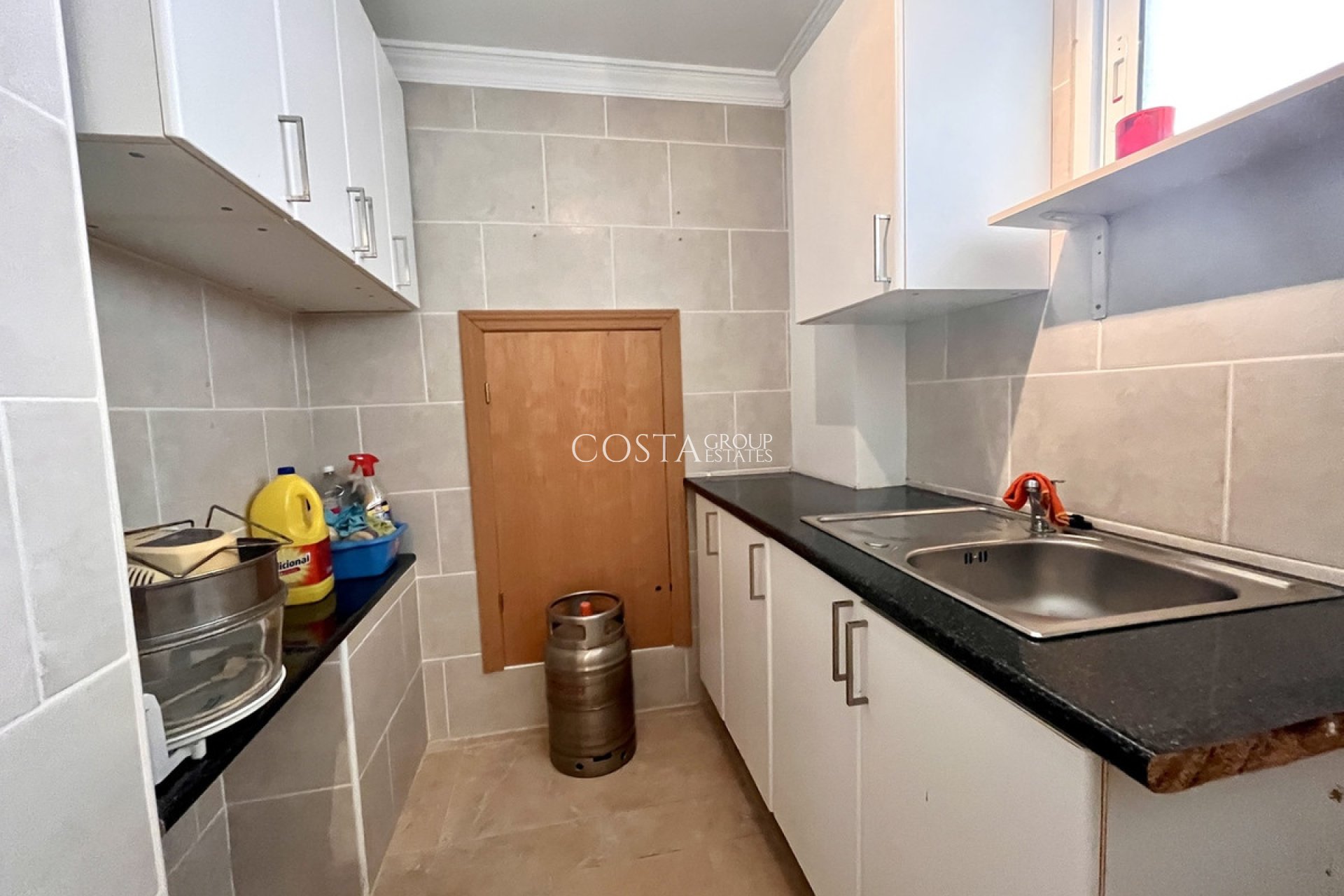 Resale - Villa -
San Miguel de Salinas - San Miguel de Salinas Centro