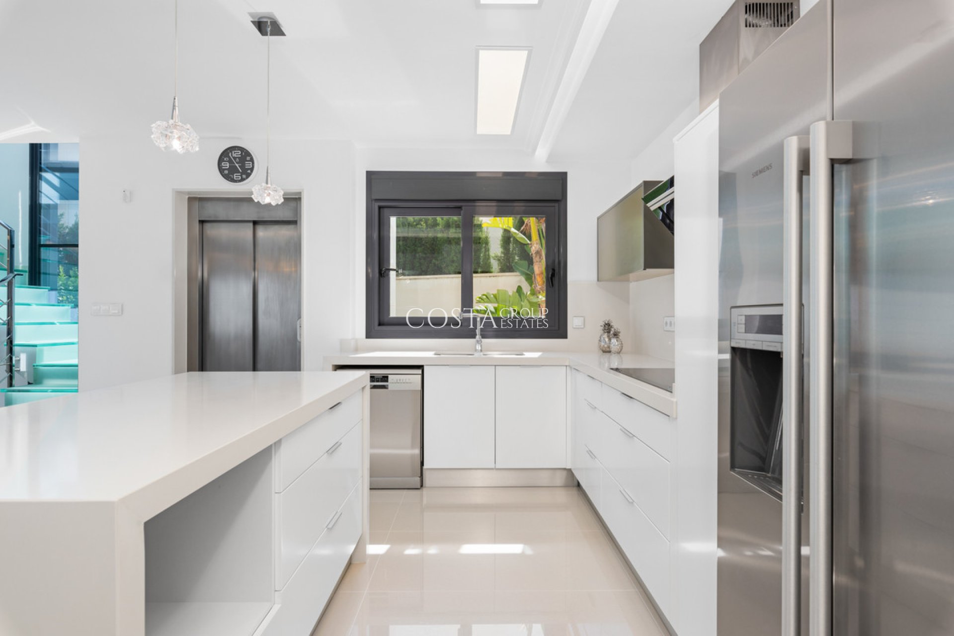 Resale - Villa -
San Miguel de Salinas - San Miguel de Salinas Centro