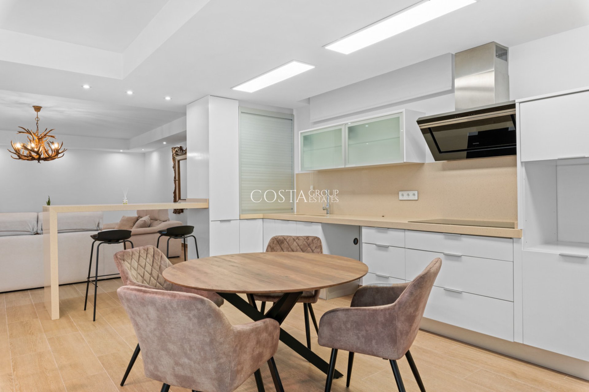 Resale - Villa -
San Miguel de Salinas - San Miguel de Salinas Centro