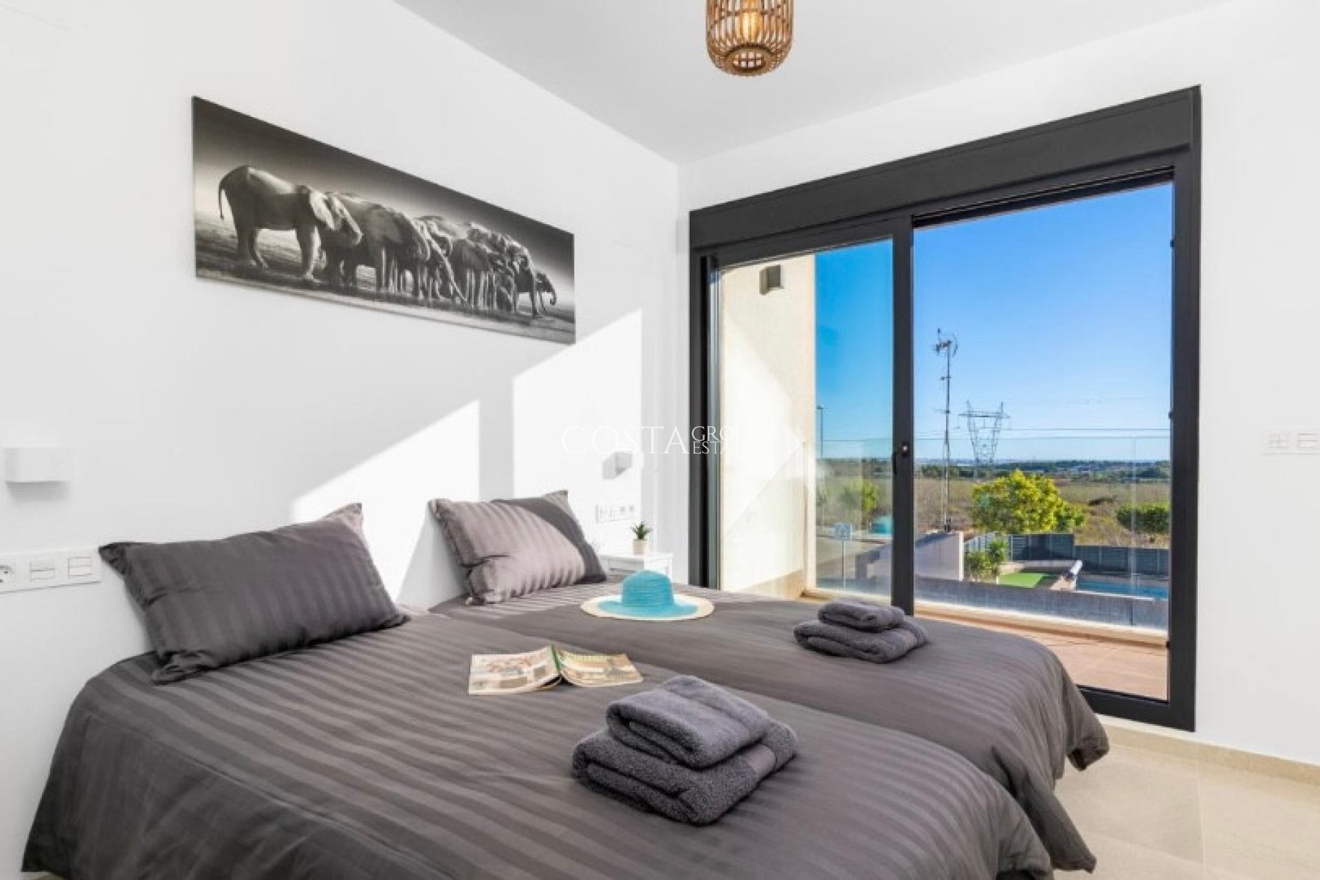 Resale - Villa -
San Miguel de Salinas - San Miguel de Salinas Centro