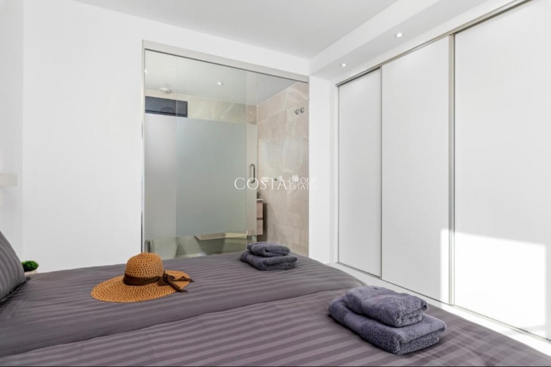 Resale - Villa -
San Miguel de Salinas - San Miguel de Salinas Centro