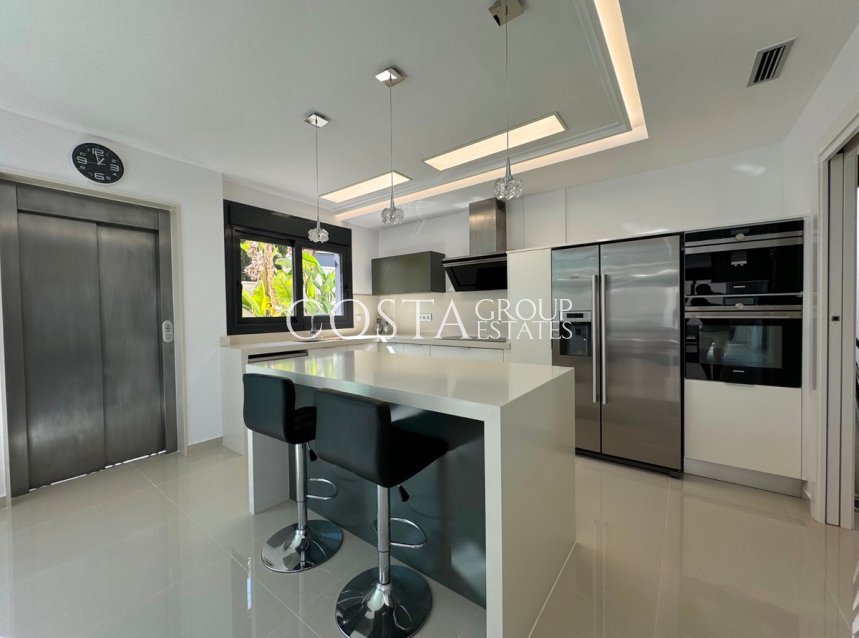 Resale - Villa -
San Miguel de Salinas - San Miguel de Salinas Centro