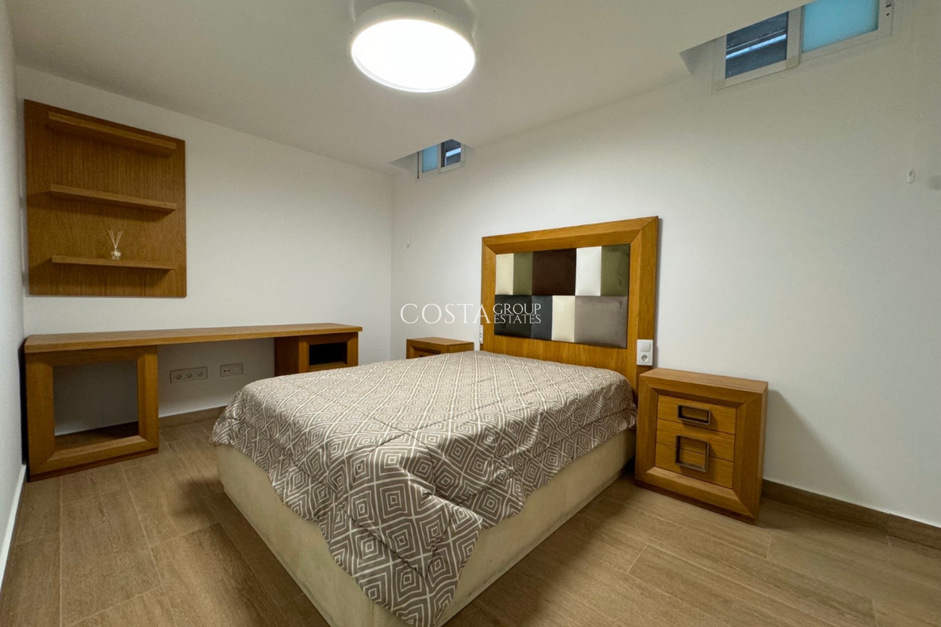 Resale - Villa -
San Miguel de Salinas - San Miguel de Salinas Centro